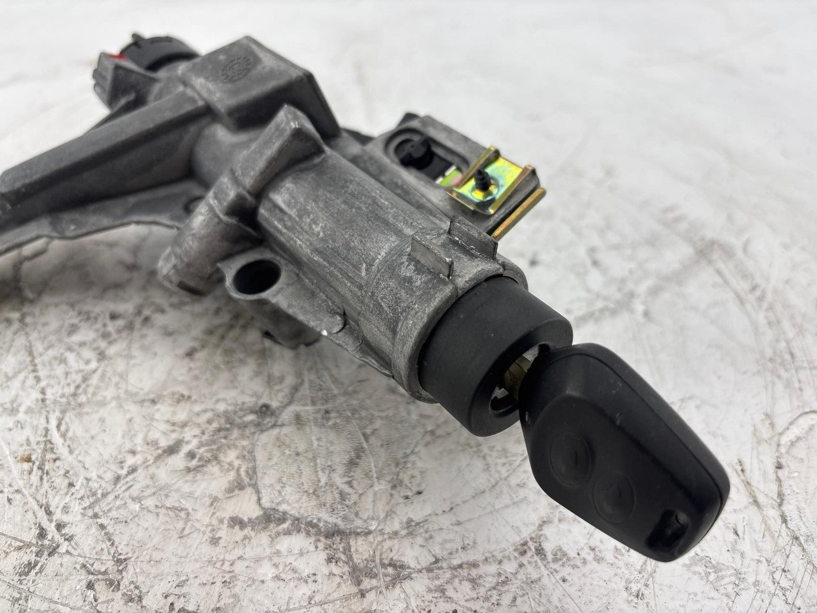 1997 - 2004 Porsche Boxster 986 Ignition Steering Lock Assembly W/ Key OEM