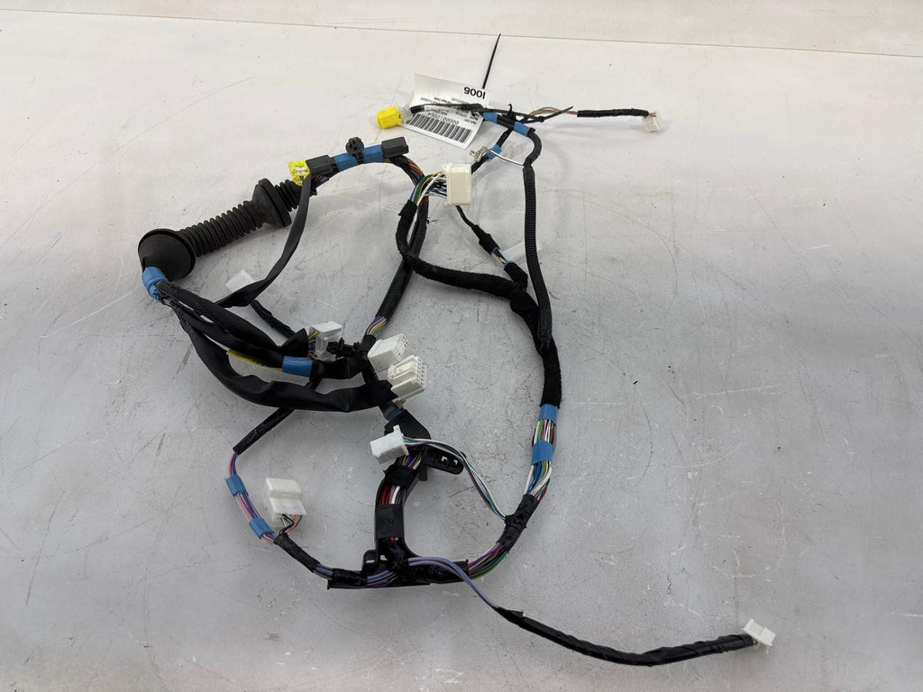17-18 TOYOTA COROLLA IM FRONT LEFT DOOR WIRE WIRING HARNESS OEM 82152-12U70