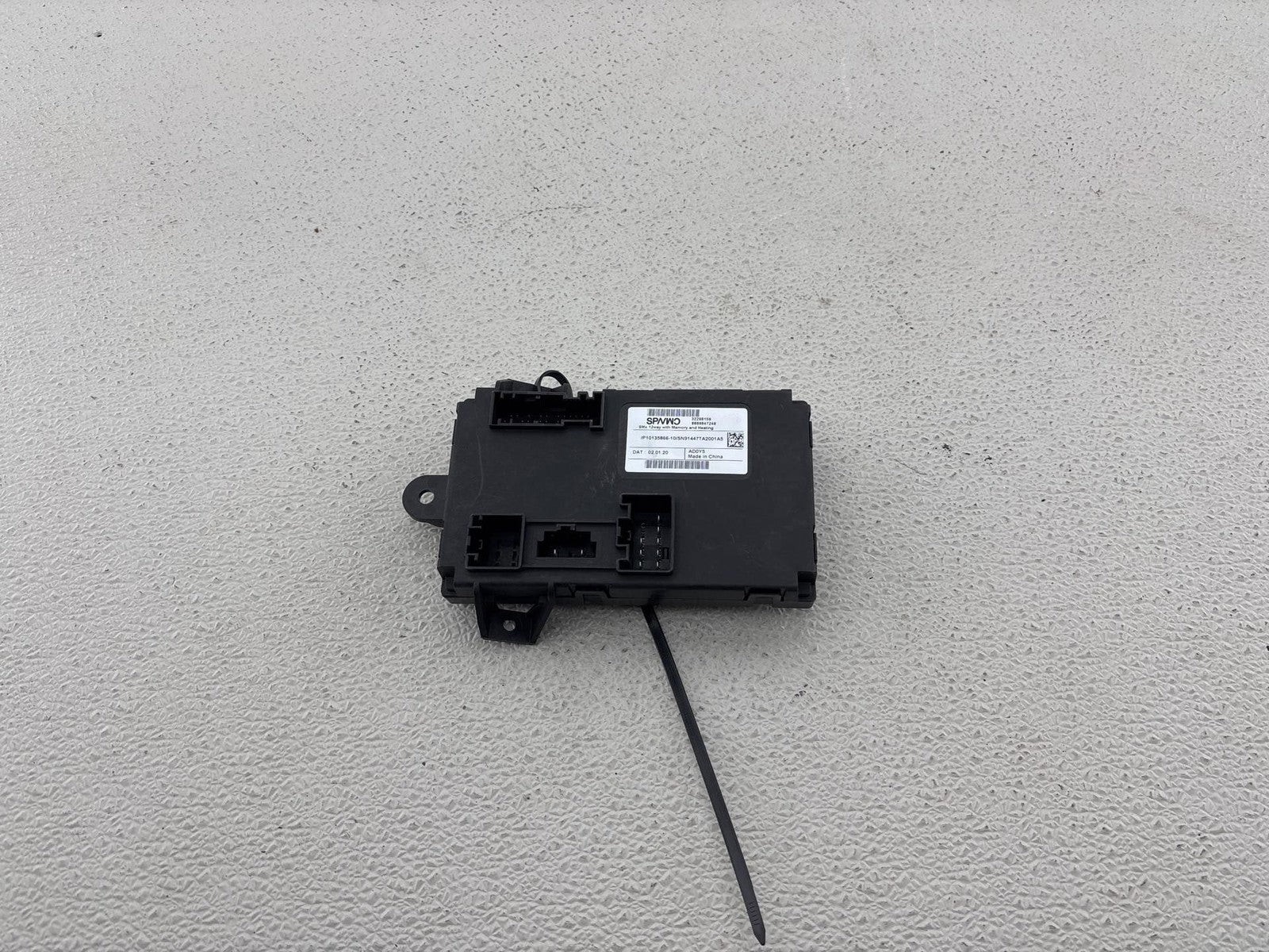 19 - 25 VOLVO XC40 FRONT RIGHT SEAT MEMORY HEAT CONTROL MODULE 32298159 OEM
