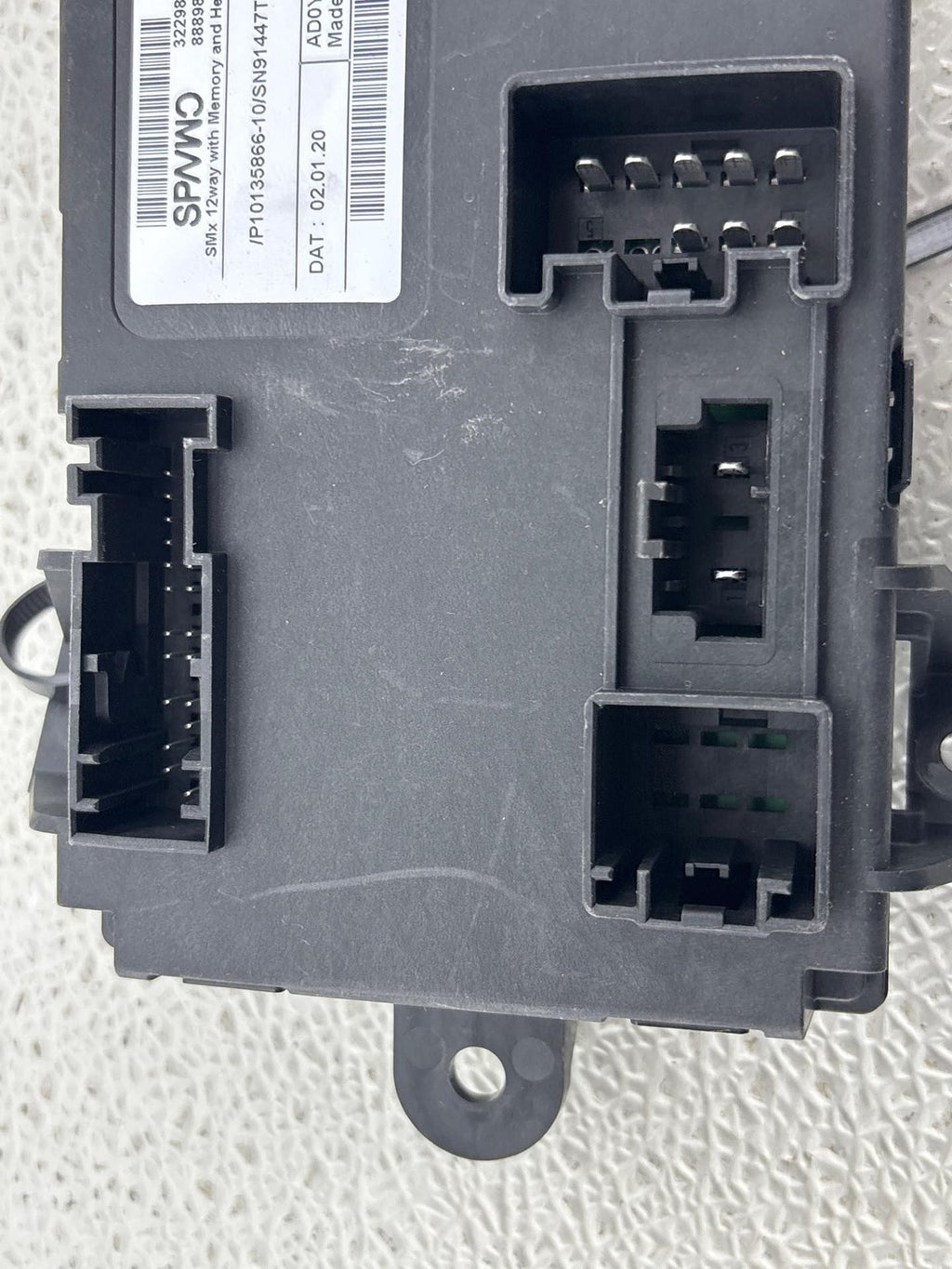 19 - 25 VOLVO XC40 FRONT RIGHT SEAT MEMORY HEAT CONTROL MODULE 32298159 OEM