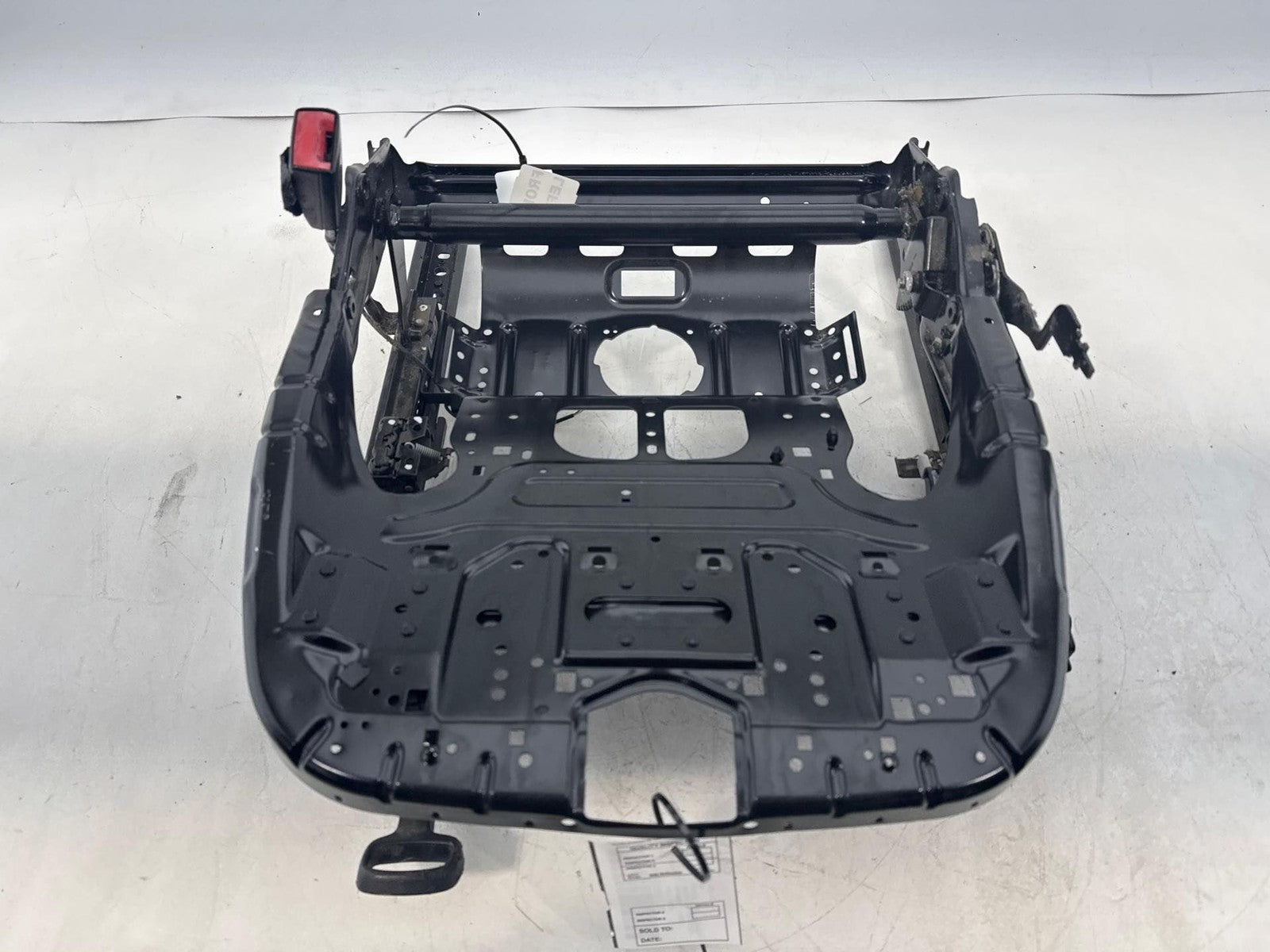 10-14 Volkswagen Jetta Sportwagen FRONT LEFT DRIVER SEAT LOWER TRACK FRAME