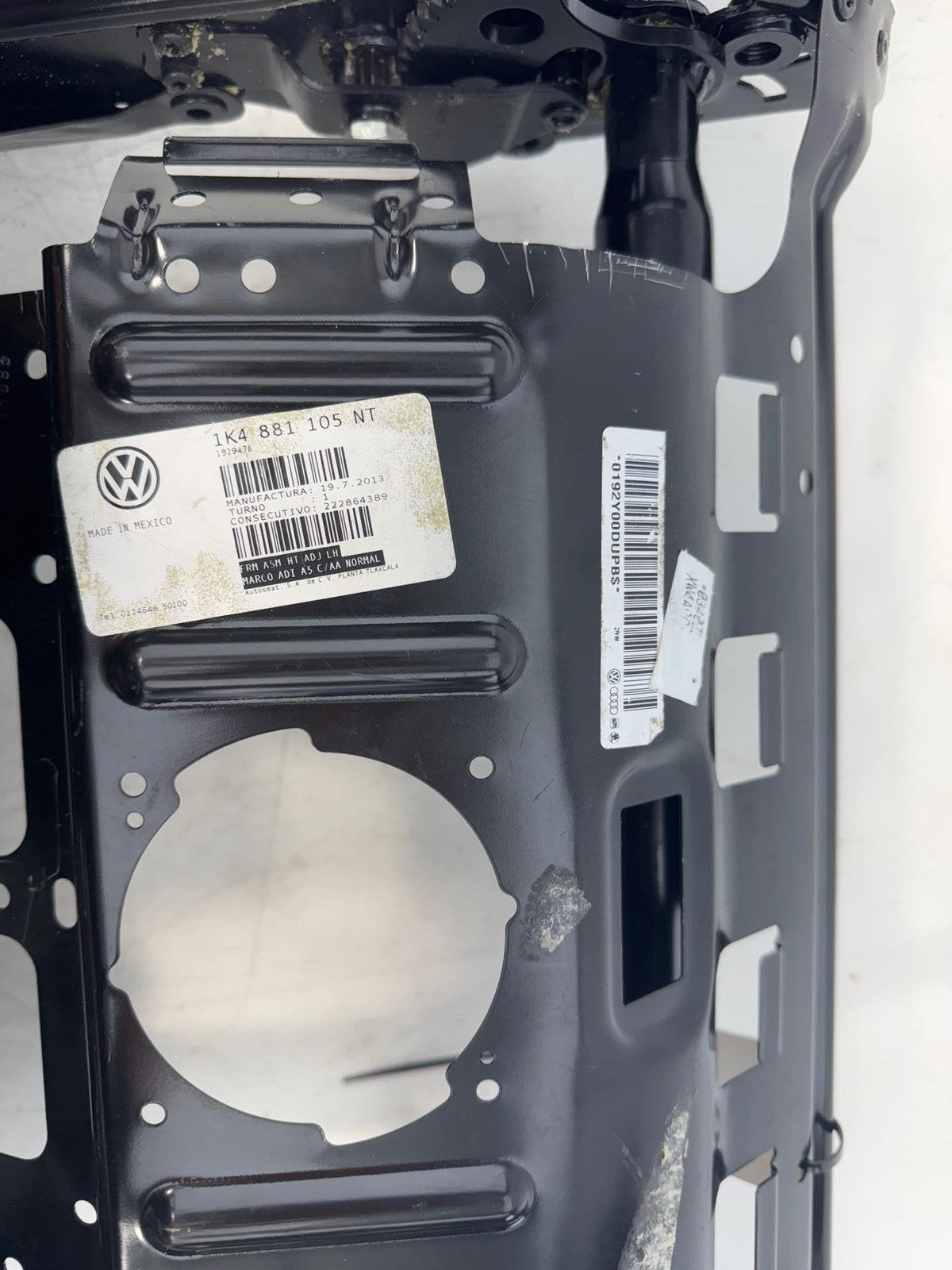 10-14 Volkswagen Jetta Sportwagen FRONT LEFT DRIVER SEAT LOWER TRACK FRAME