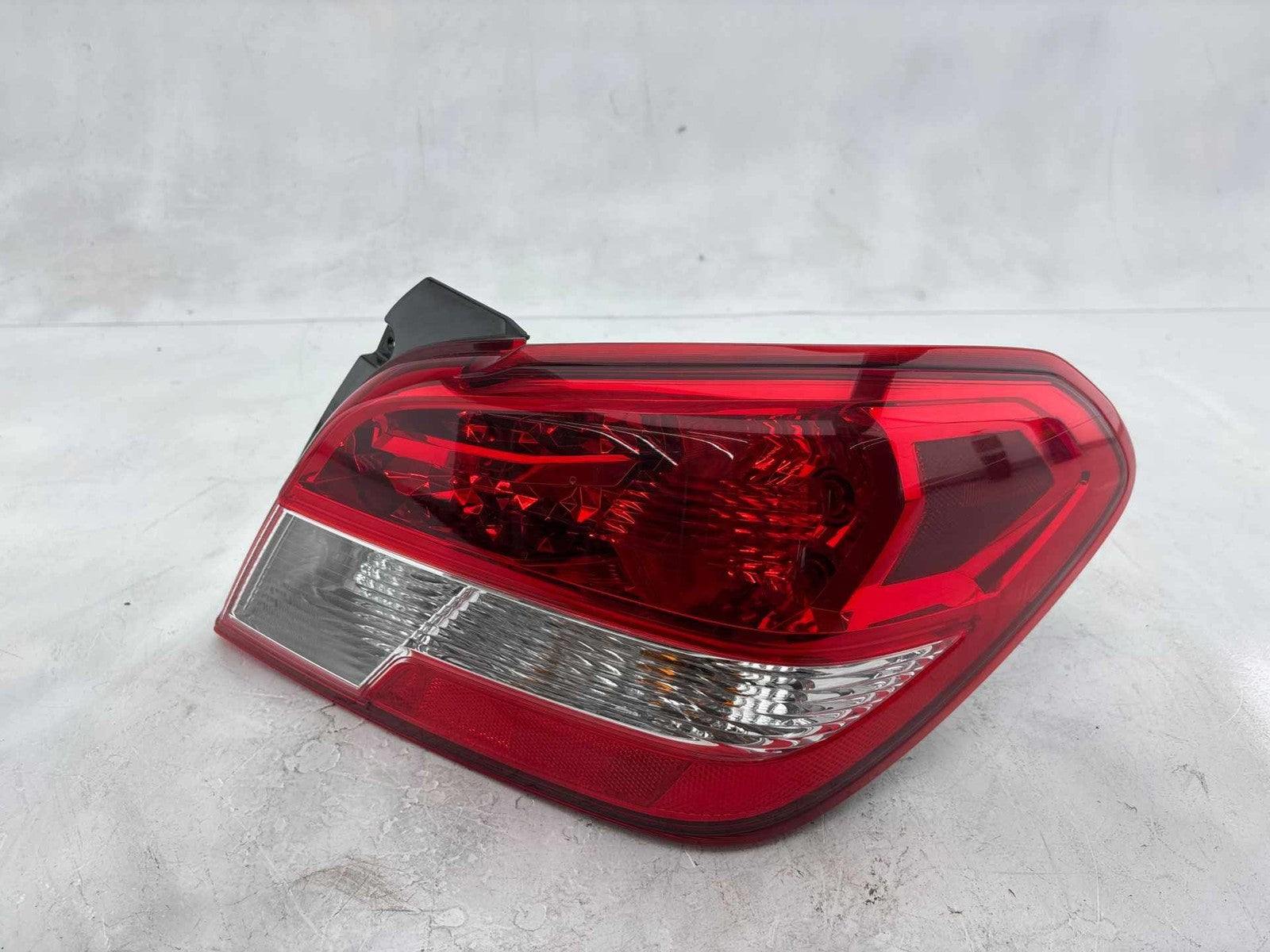 17-20 Mitsubishi Mirage G4 Tail Light Rear Lamp Passenger Right 8330B070 OEM