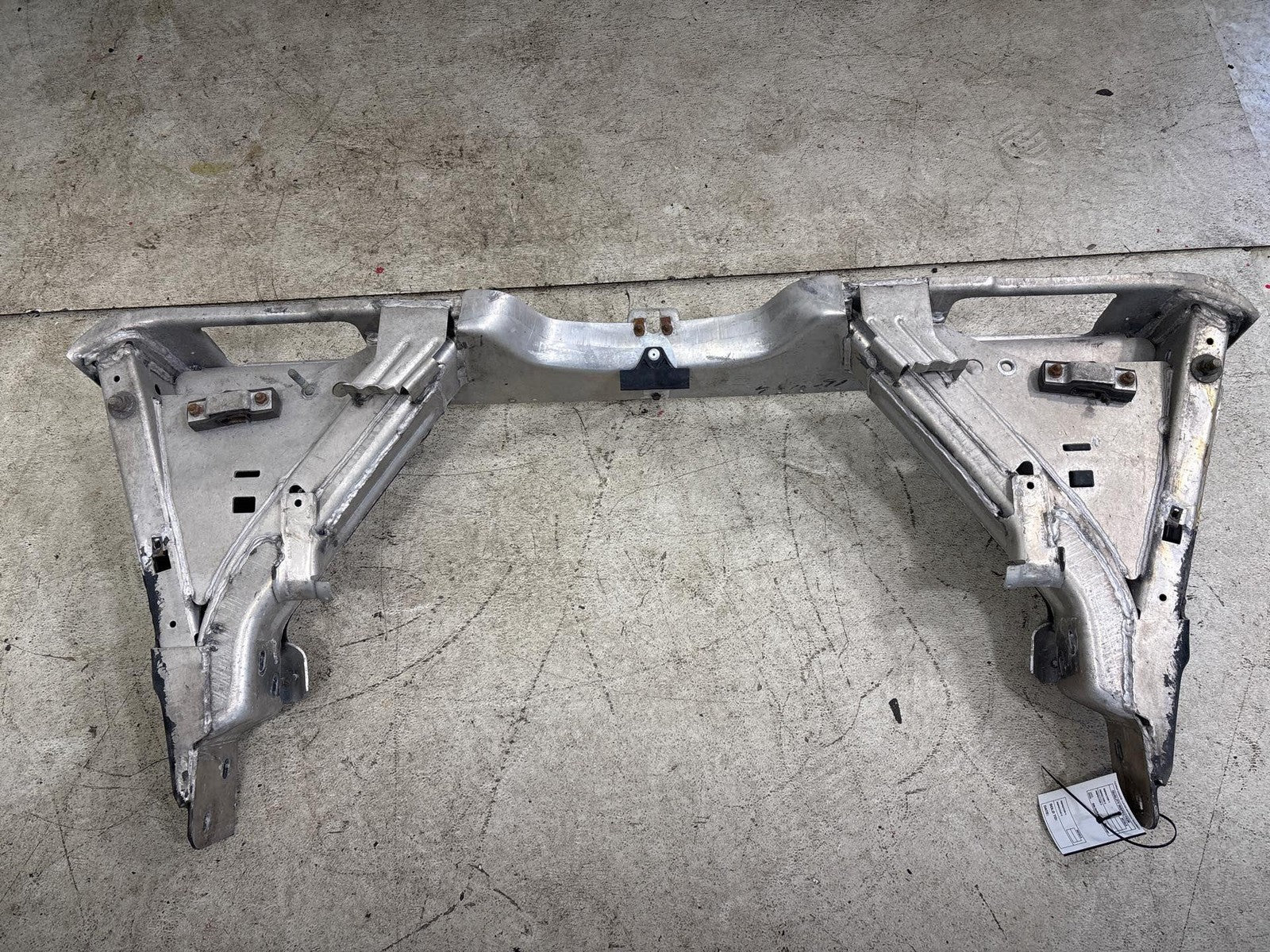 1984-1993 Chevrolet Corvette Rear Bumper Reinforcement Beam Oem