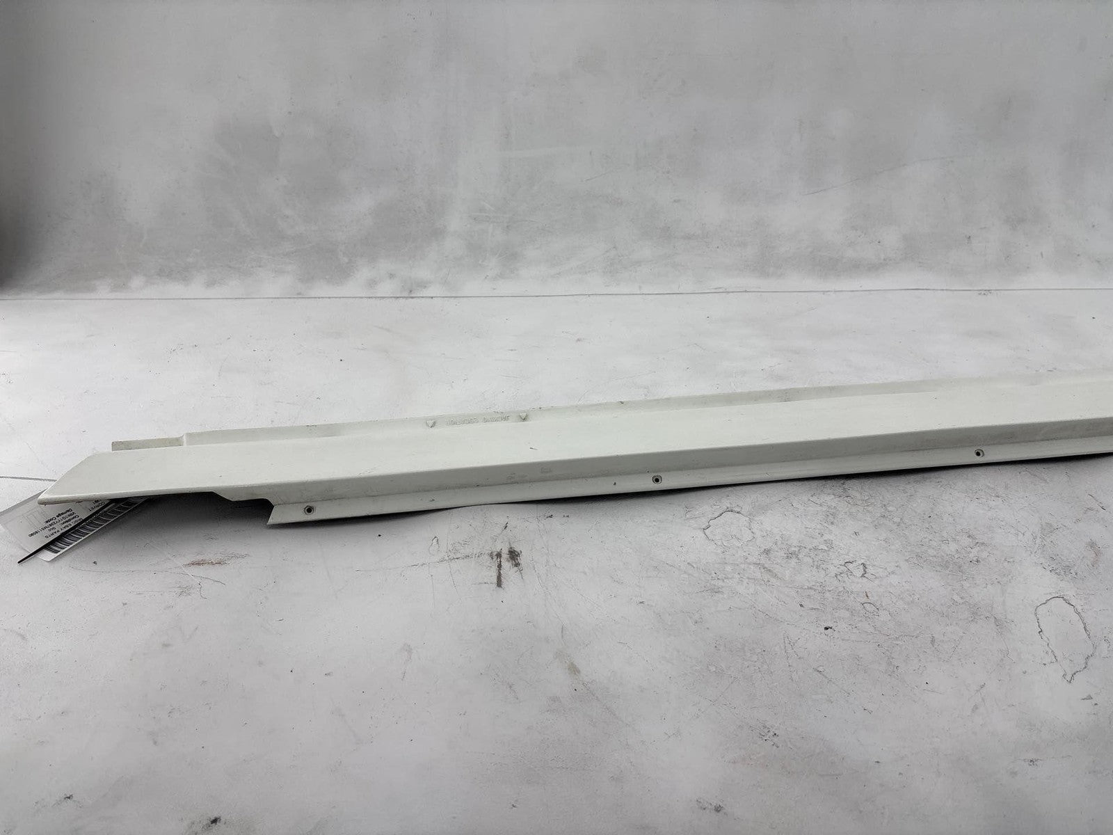 1984-1996 Chevrolet Corvette Left Rocker Panel Moulding Oem