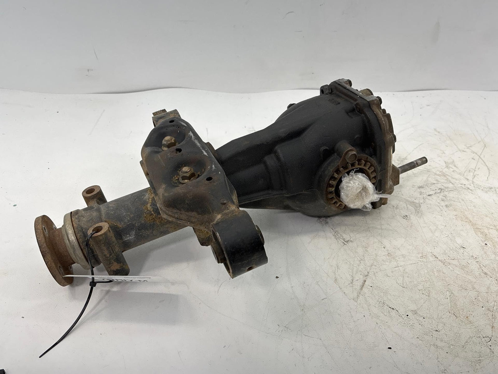 18-22 Subaru Legacy/ Outback Rear Differential 3.9 Ratio R43L Oem