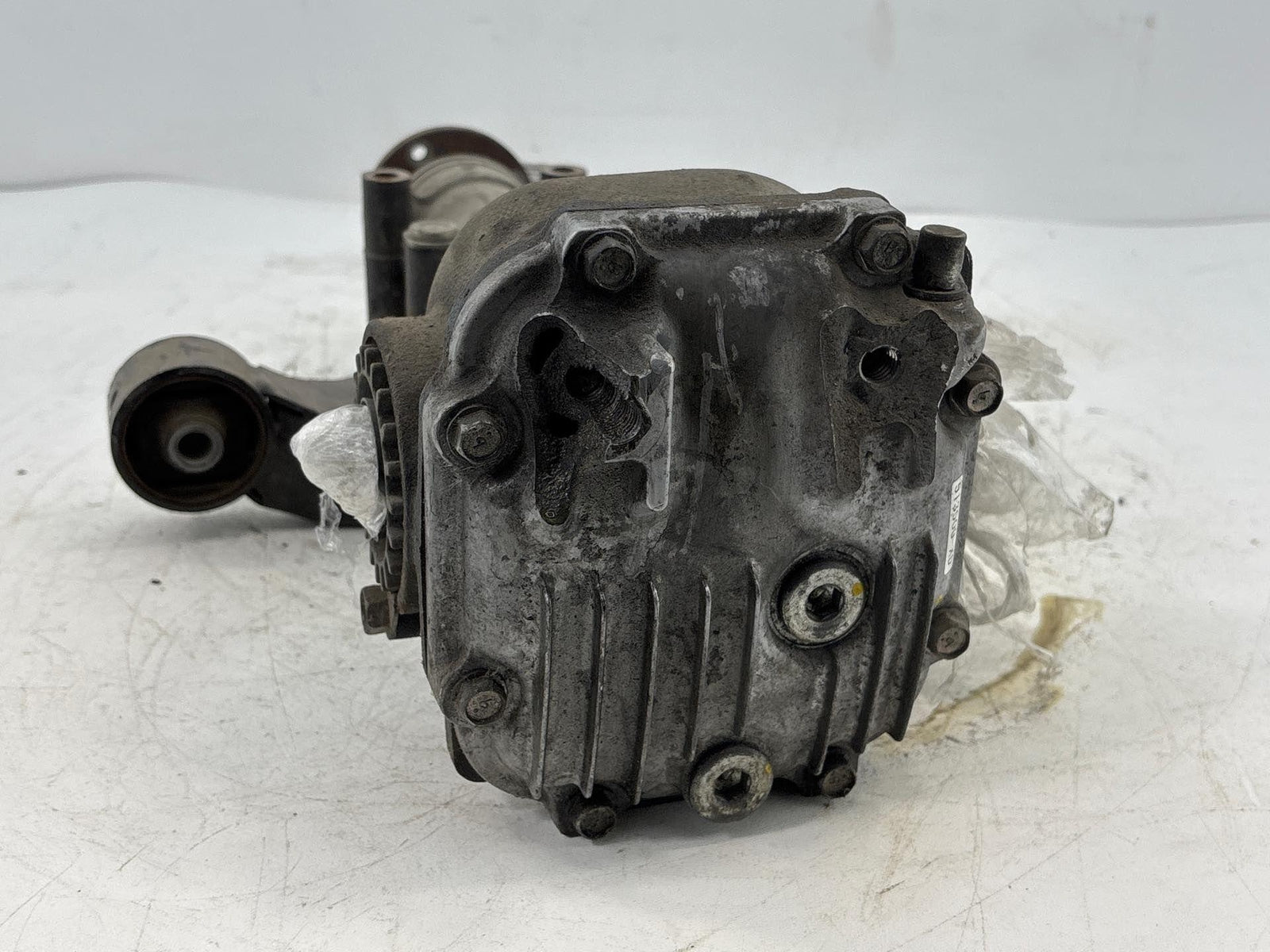 20-23 Subaru Impreza Rear Differential Carrier Assembly At Xd 3.70R Oem /Chipped