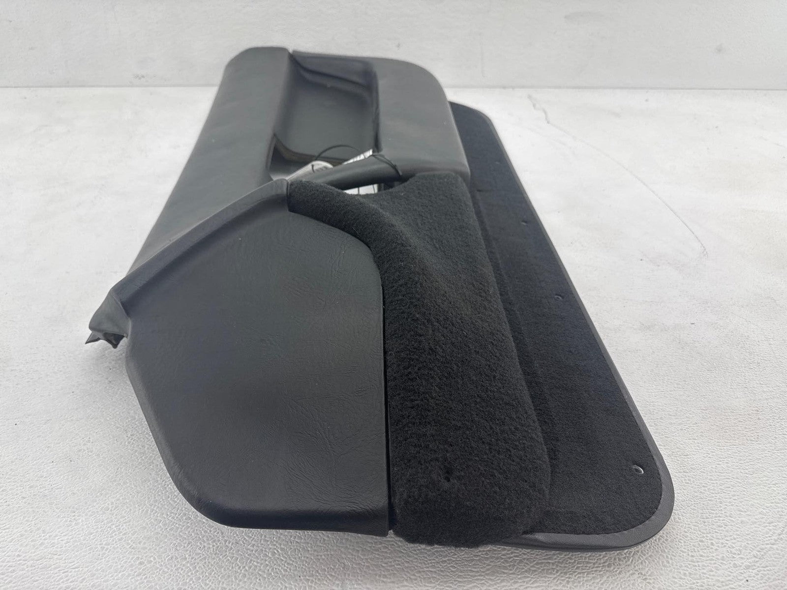 1990-1991 Chevrolet Corvette Front Right Door Panel Trim Cover Oem