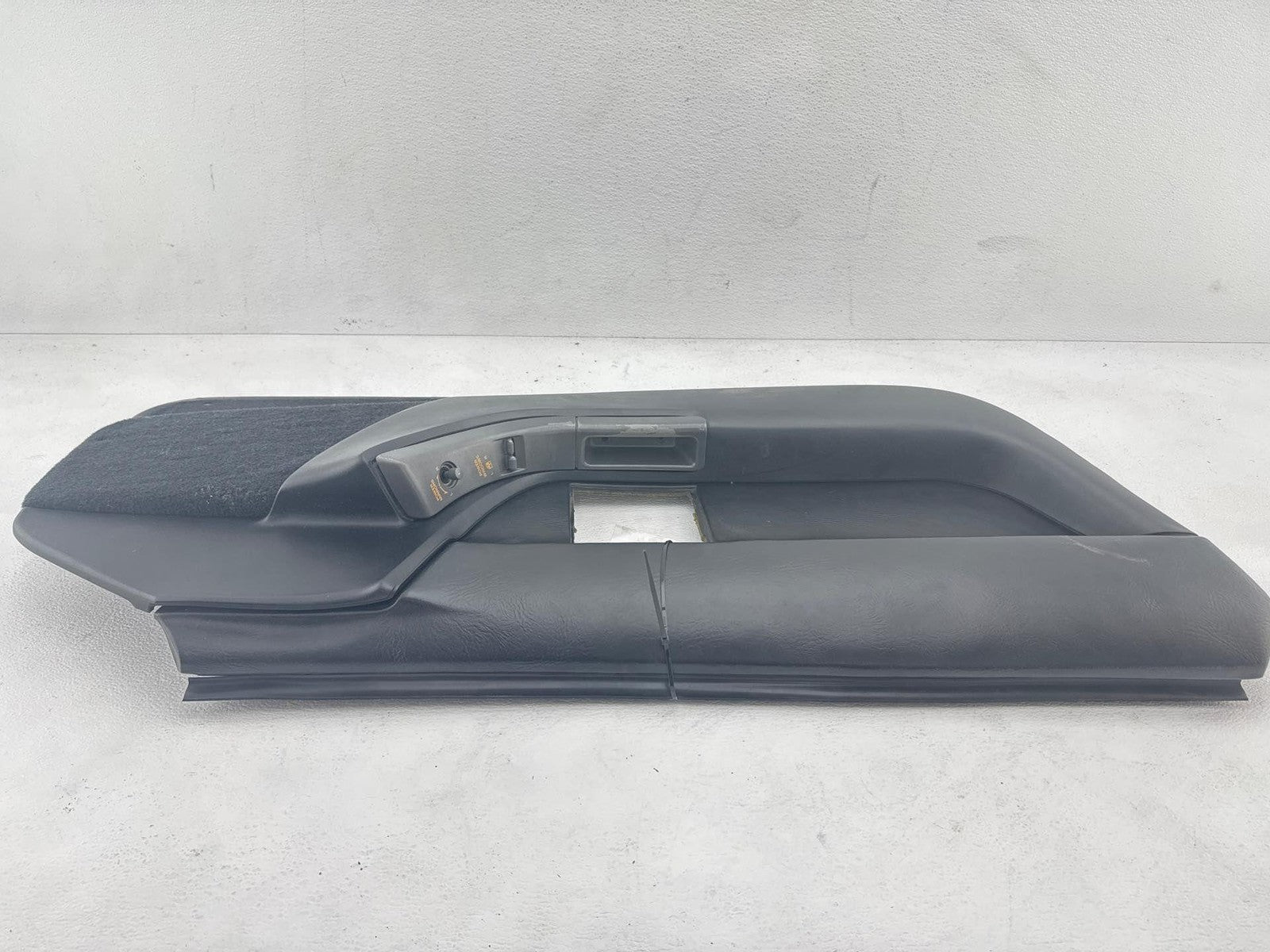 1990-1991 Chevrolet Corvette Front Left Door Panel Trim Cover Oem