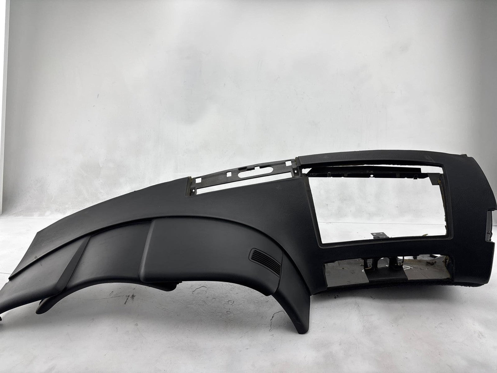 1990-1993 Chevrolet Corvette Upper Instrument Trim Panel Oem