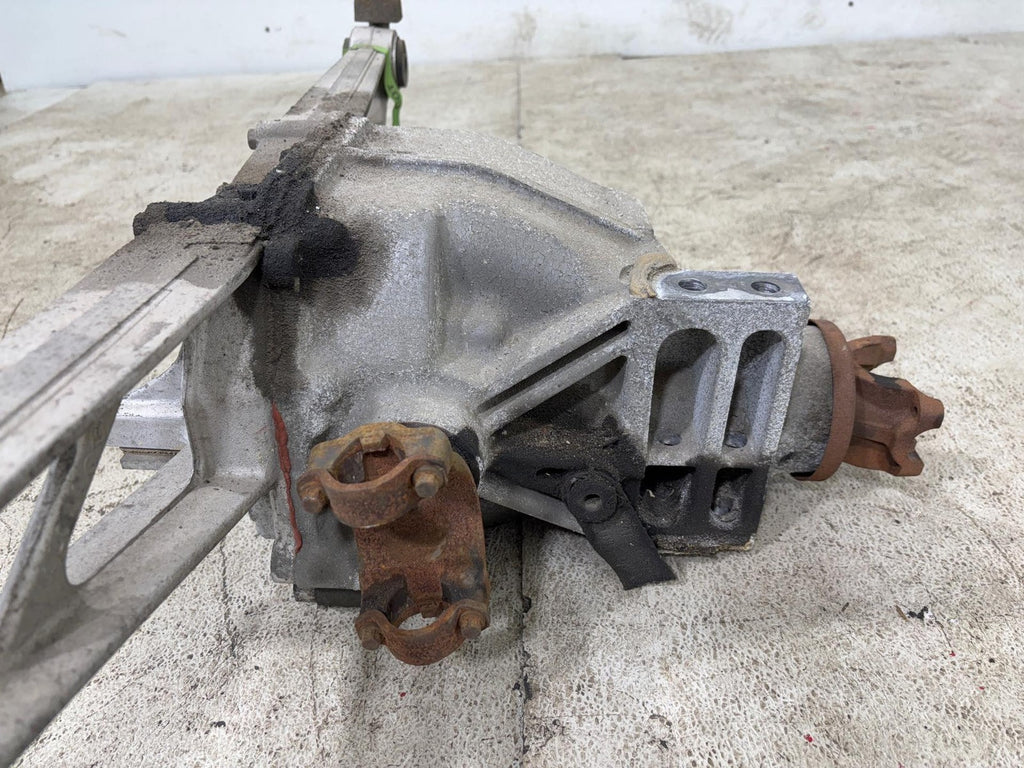 1984-1996 Chevrolet Corvette At Rear Differential Carrier Assembly Oem