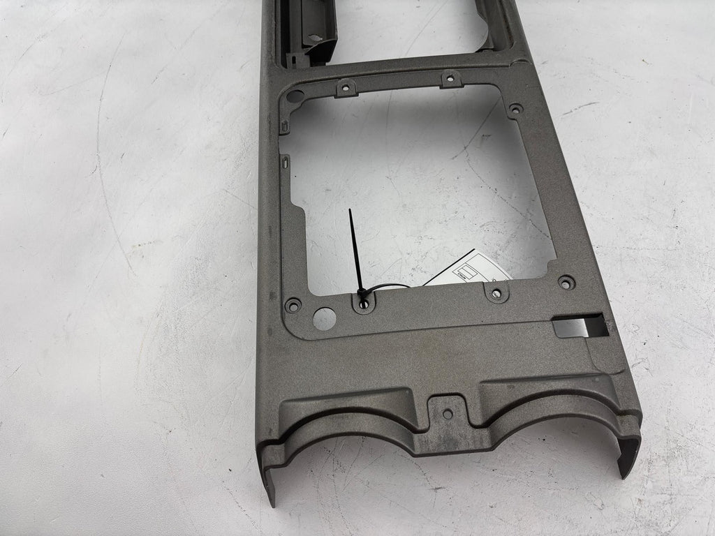 03-07 HUMMER H2 Center Console Top Panel Armrest Surround Trim Cover Oem