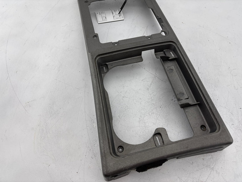 03-07 HUMMER H2 Center Console Top Panel Armrest Surround Trim Cover Oem