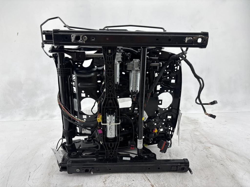 15-18 Audi Q3 Front Right Passenger Seat Lower Adjust Track Frame W/ Motor Oem