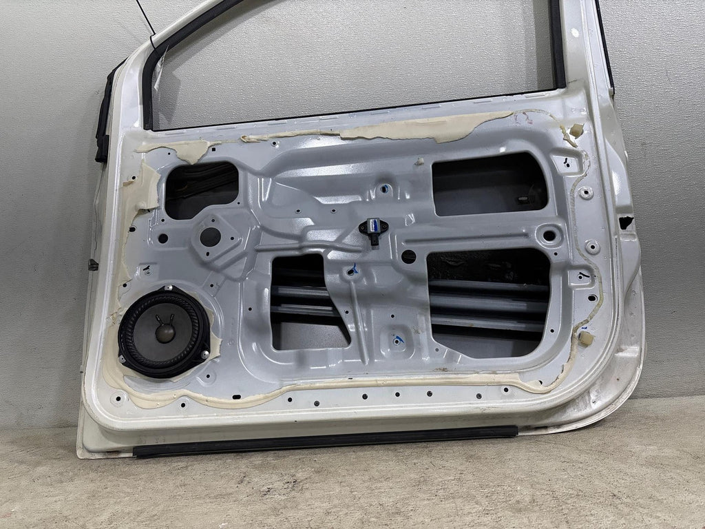 12-17 Fiat 500 Front Right Door Shell Panel Oem