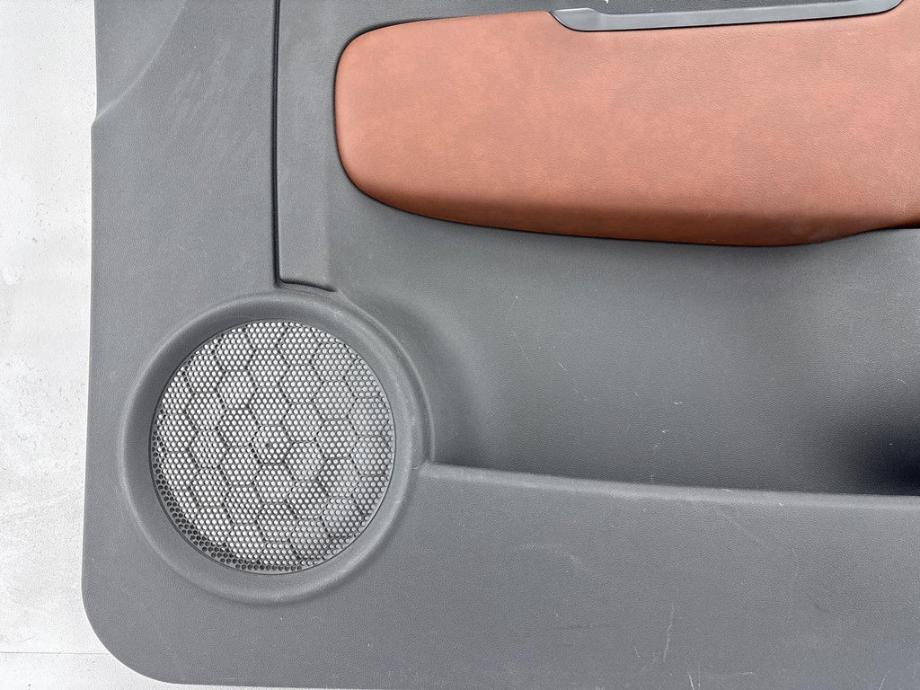 12-18 Fiat 500 Front Right Door Panel Trim Cover Oem