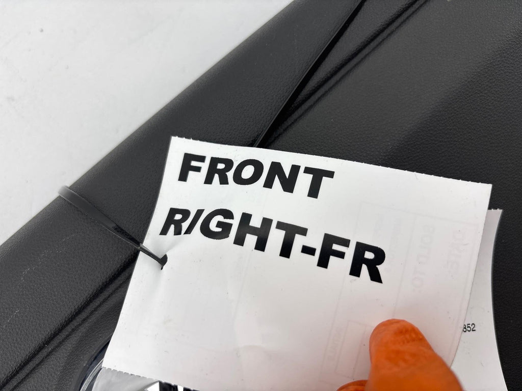 12-18 Fiat 500 Front Right Door Panel Trim Cover Oem