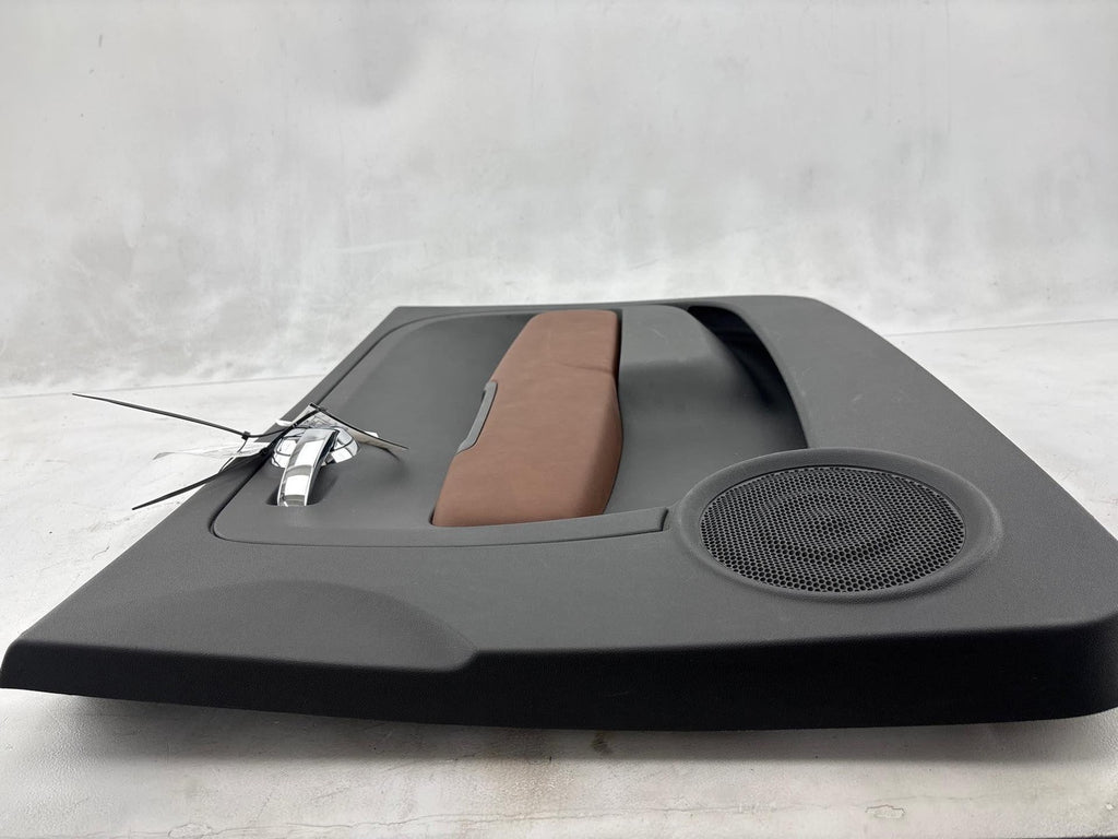 12-18 Fiat 500 Front Right Door Panel Trim Cover Oem