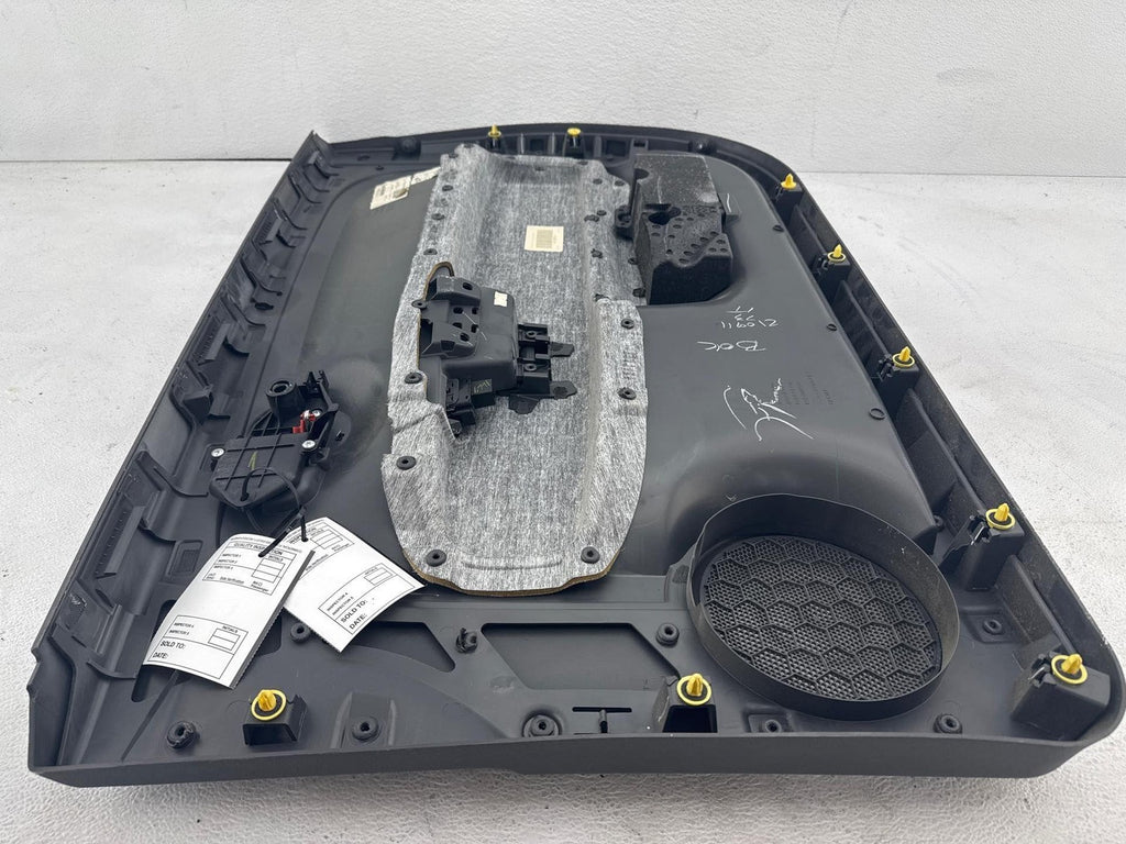 12-18 Fiat 500 Front Left Door Panel Trim Cover Oem