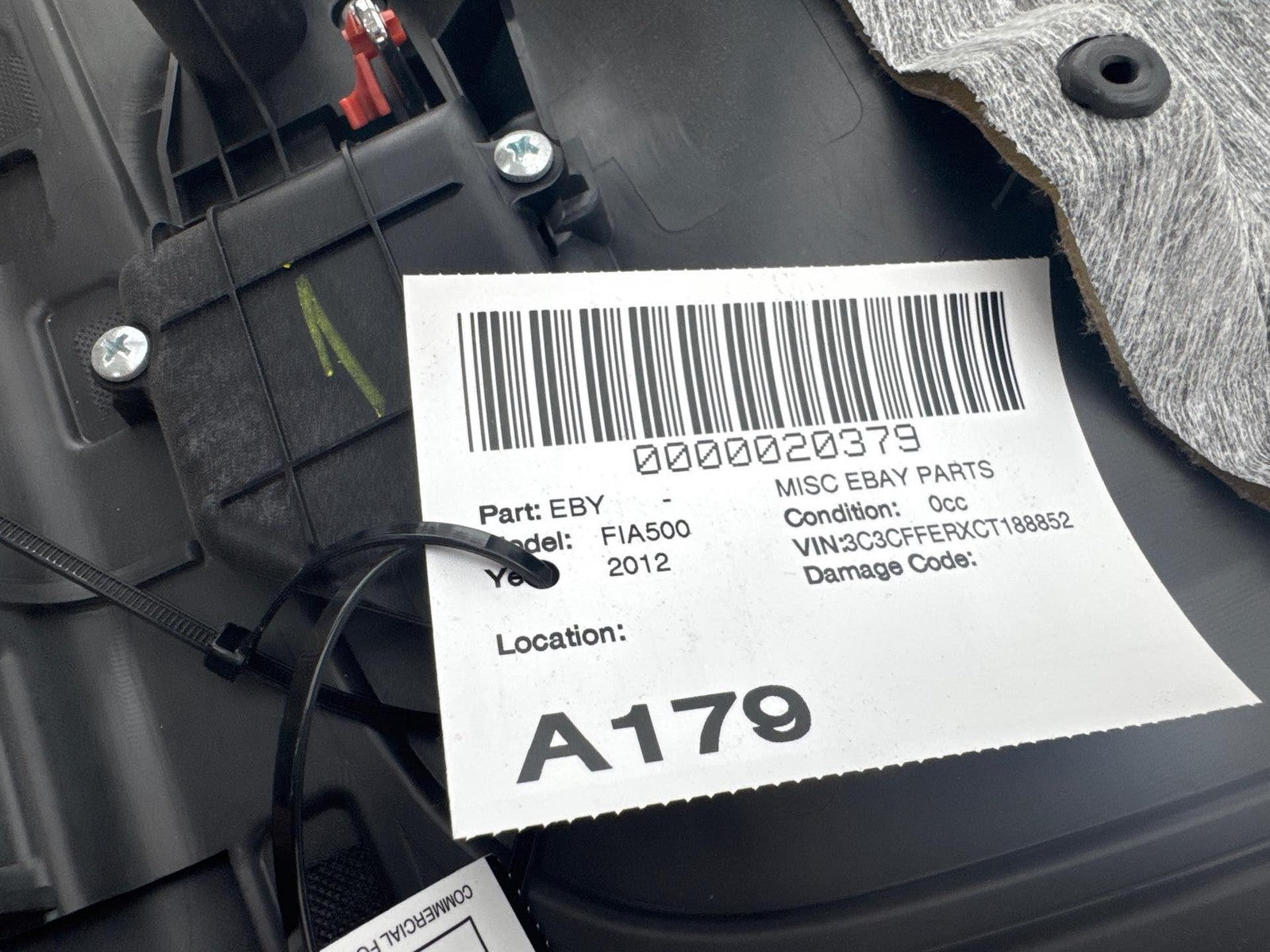 12-18 Fiat 500 Front Left Door Panel Trim Cover Oem