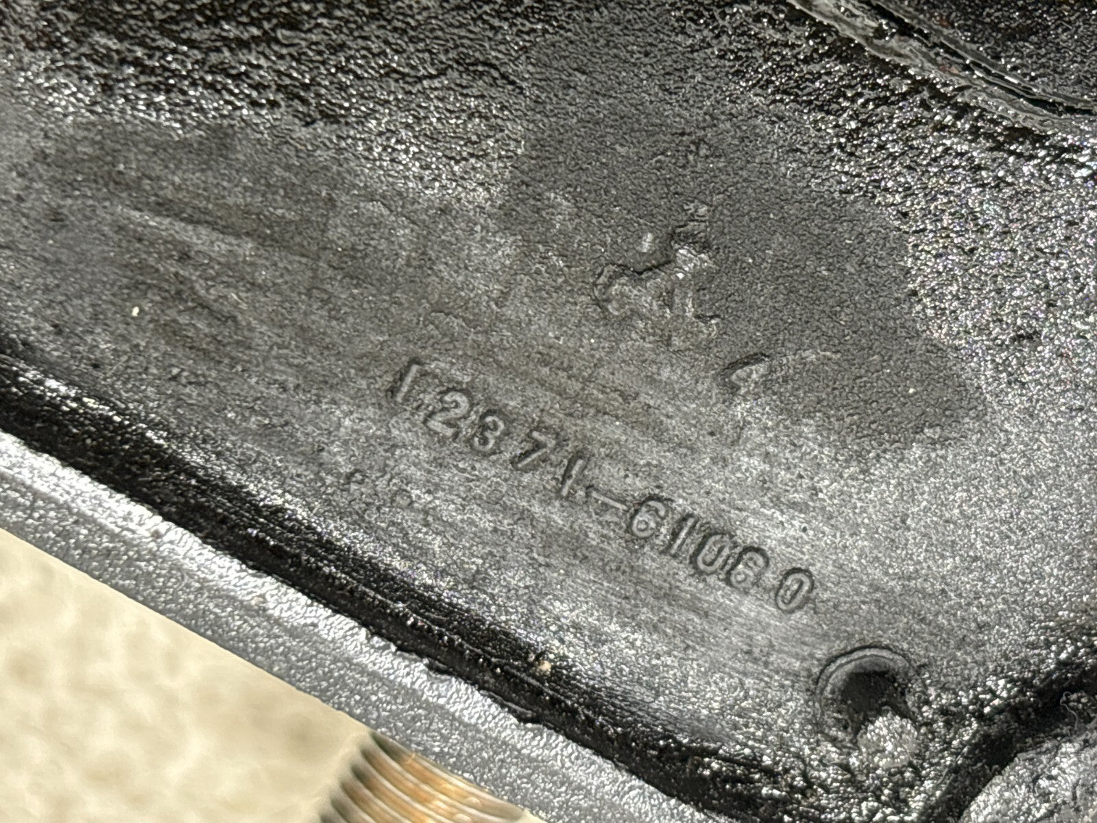 1992 - 1997 Toyota Land Cruiser Fj80 Rear Insulator Engine Mount Oem 12371-61060