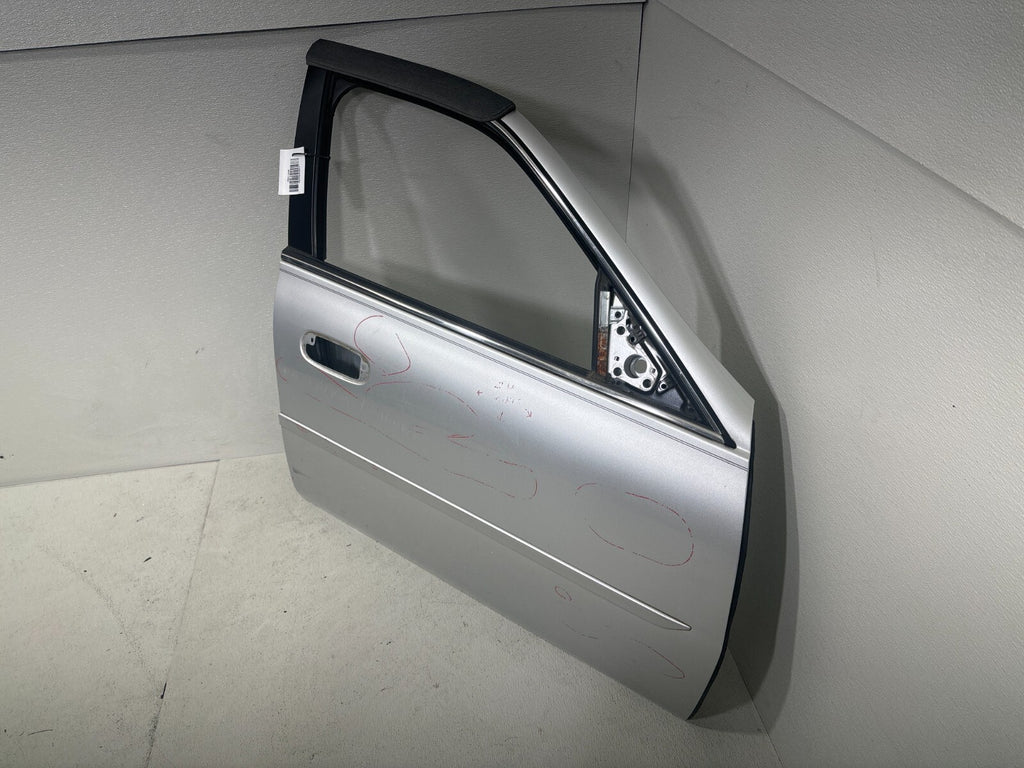 2000-2005 Cadillac Deville Front Right Passenger Side Door Shell Green Oem