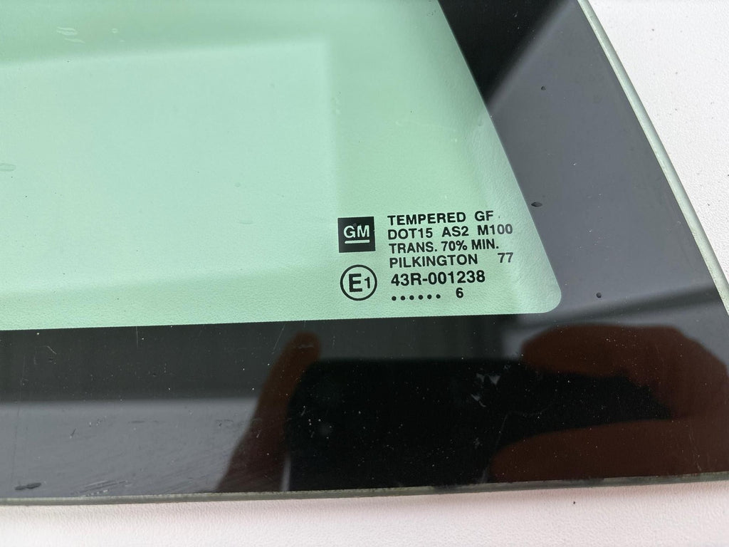1999-2007 Chevrolet Silverado 1500 Rear Windshield Back Window Glass OEM