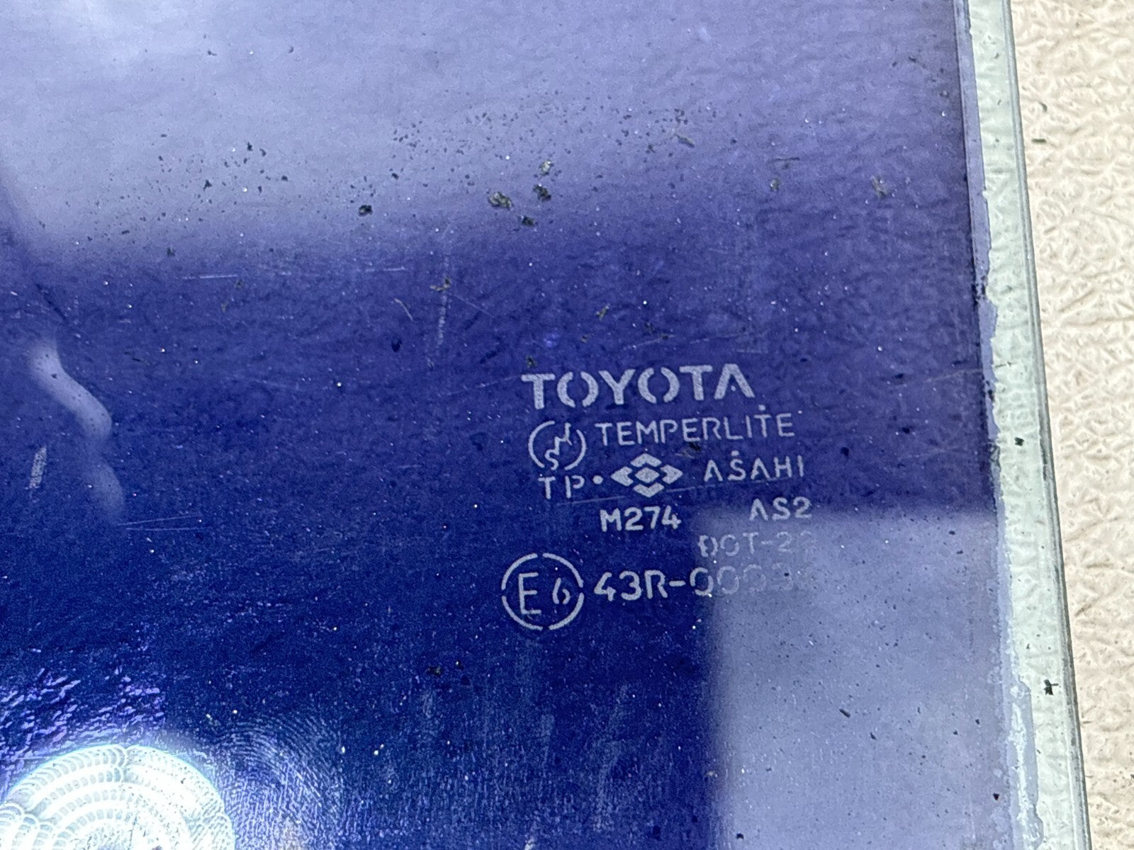 1991-1997 Toyota Land Cruiser Rear Left Door Glass Window Oem