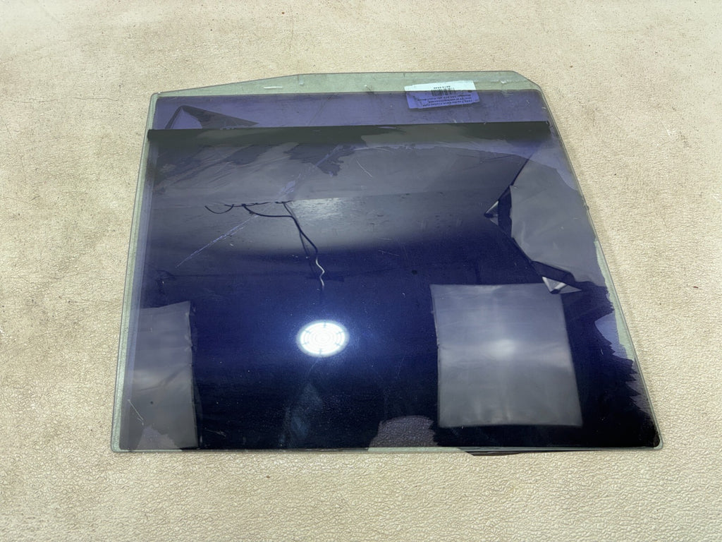1991-1997 Toyota Land Cruiser Rear Right Door Glass Window Oem