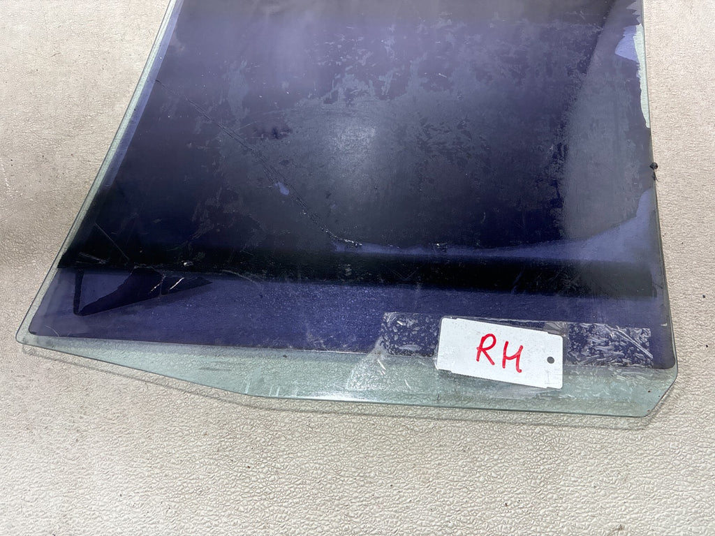 1991-1997 Toyota Land Cruiser Rear Right Door Glass Window Oem