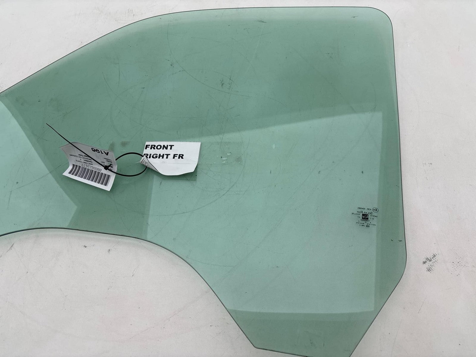 1999-2007 Chevrolet Silverado 1500 Front Right Door Window Glass OEM