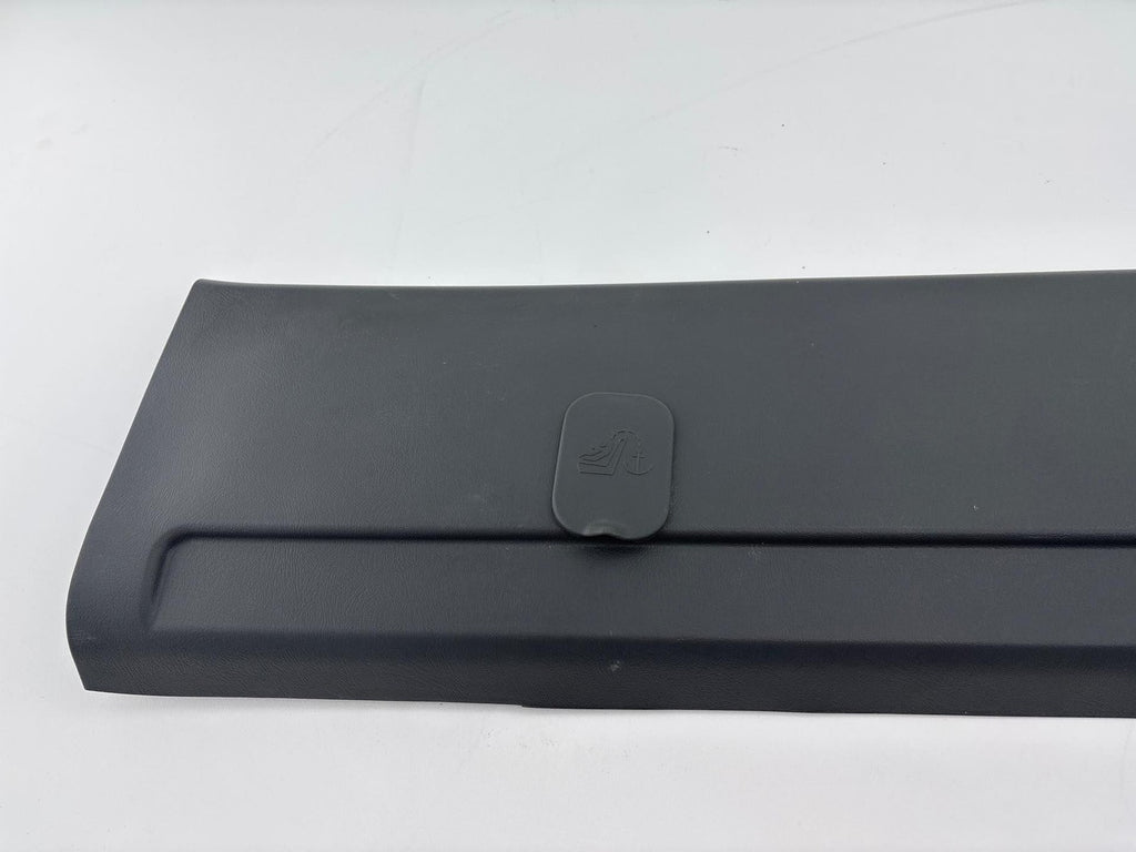 01-07 Chevy Silverado / GMC Sierra Back Glass Reveal Molding OEM 10371626