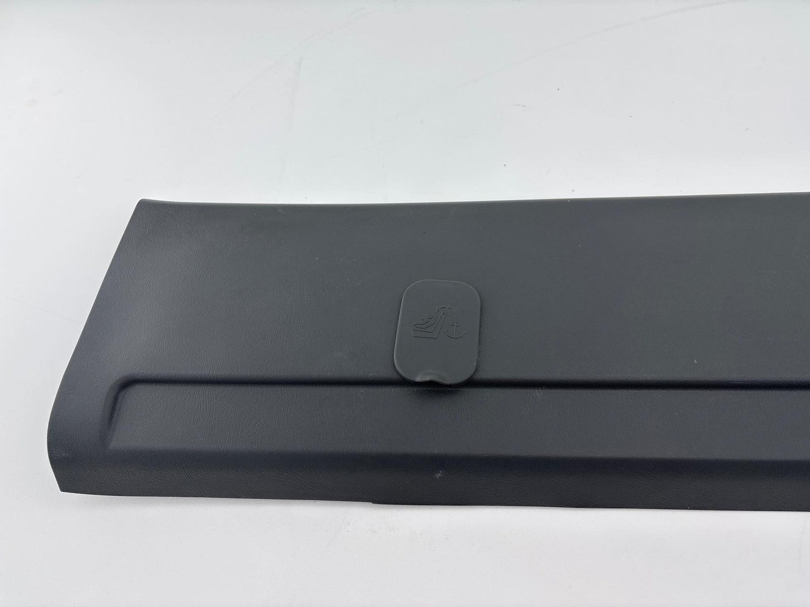 01-07 Chevy Silverado / GMC Sierra Back Glass Reveal Molding OEM 10371626