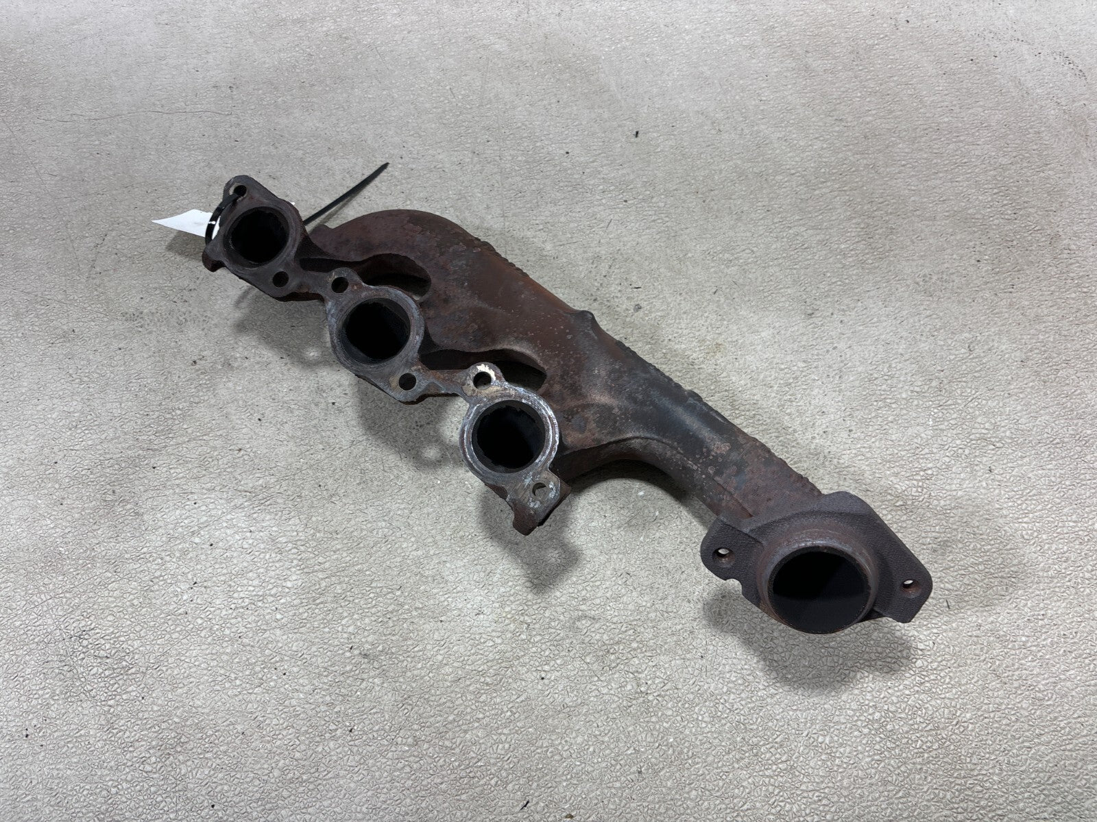 2000-2005 Buick Lesabre Front Left Exhaust Manifold 24504378 Oem