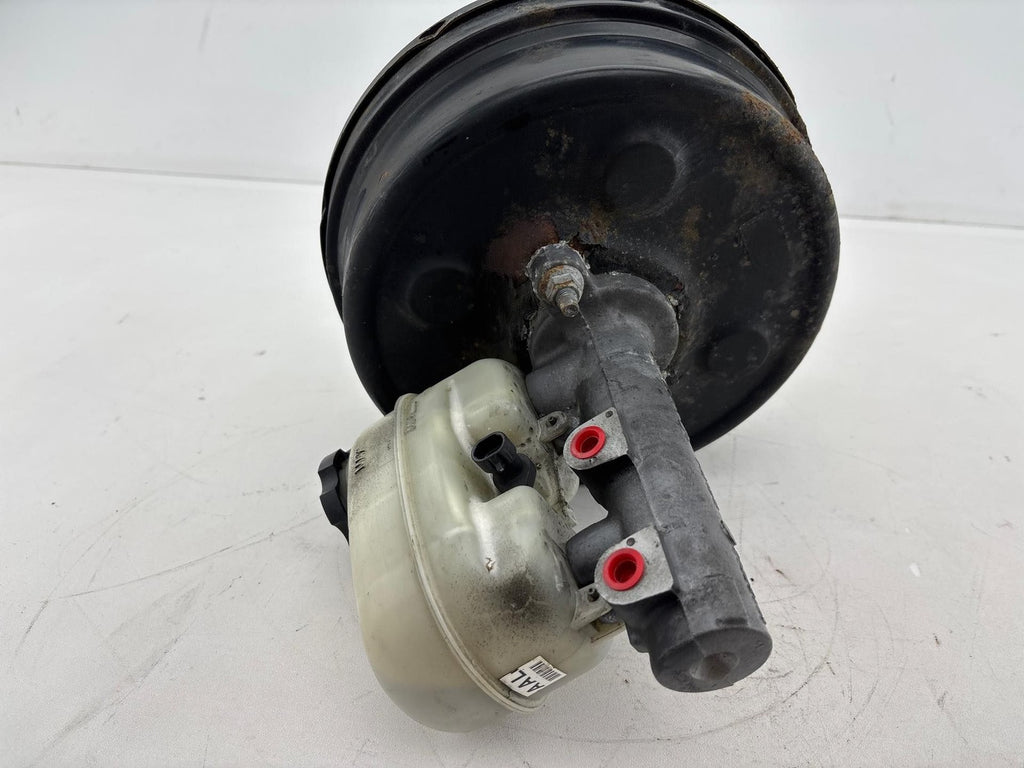 05-07 Chevrolet Silverado 1500 Brake Booster Master Cylinder W/ Reservoir OEM