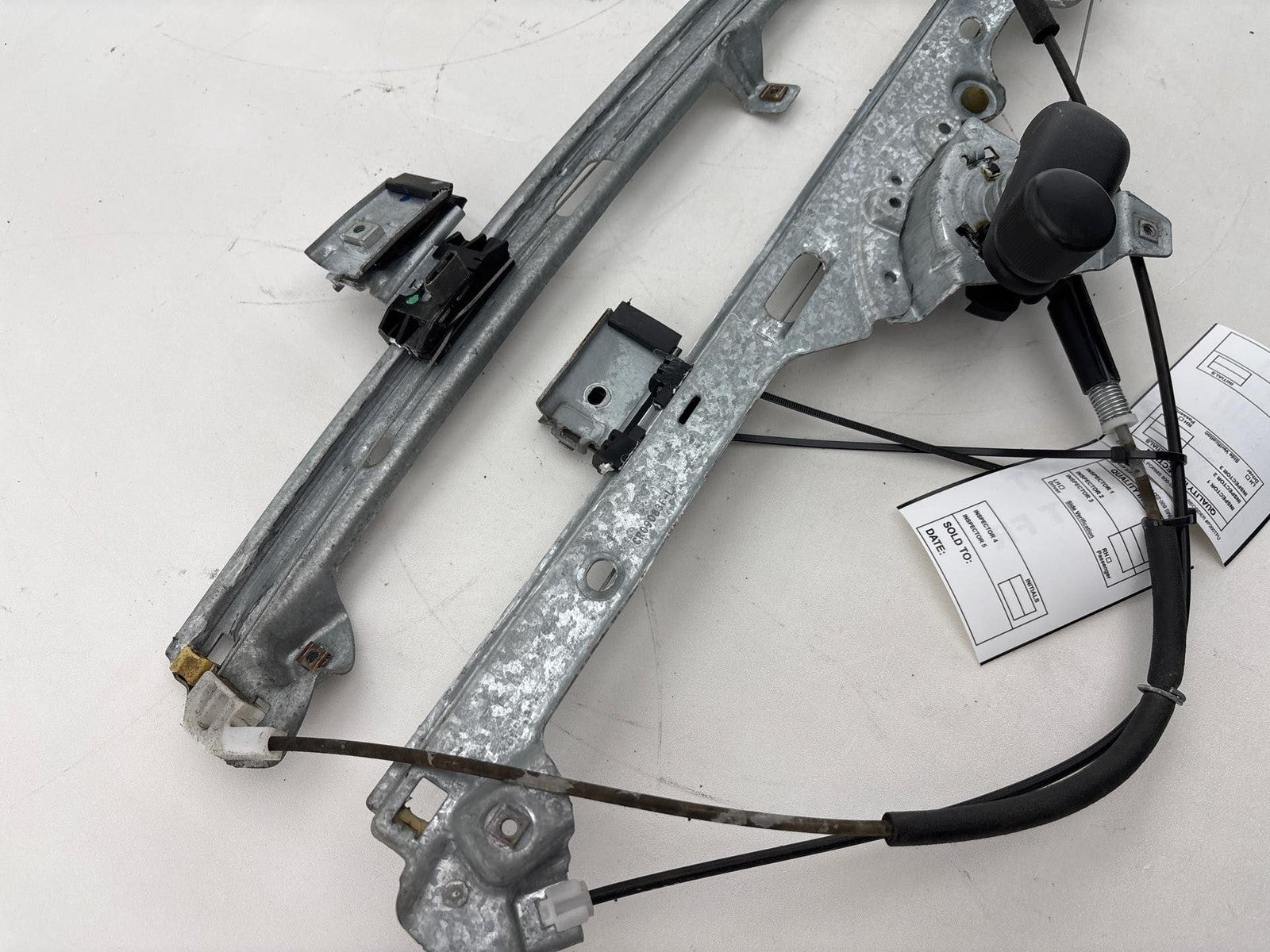 1999-2007 Chevrolet Silverado 1500 Front Right Door Window Regulator OEM