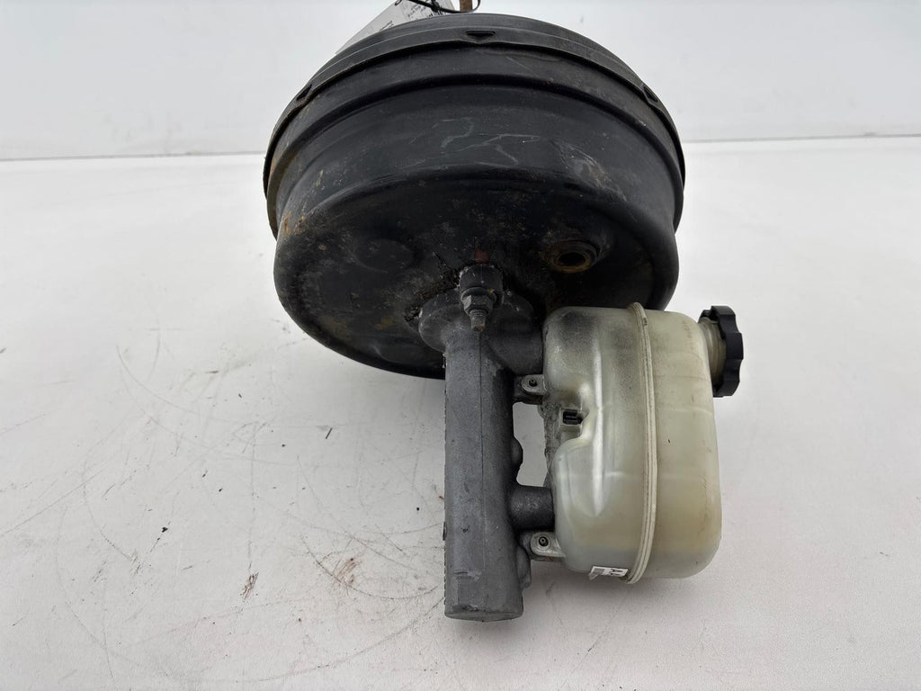 05-07 Chevrolet Silverado 1500 Brake Booster Master Cylinder W/ Reservoir OEM