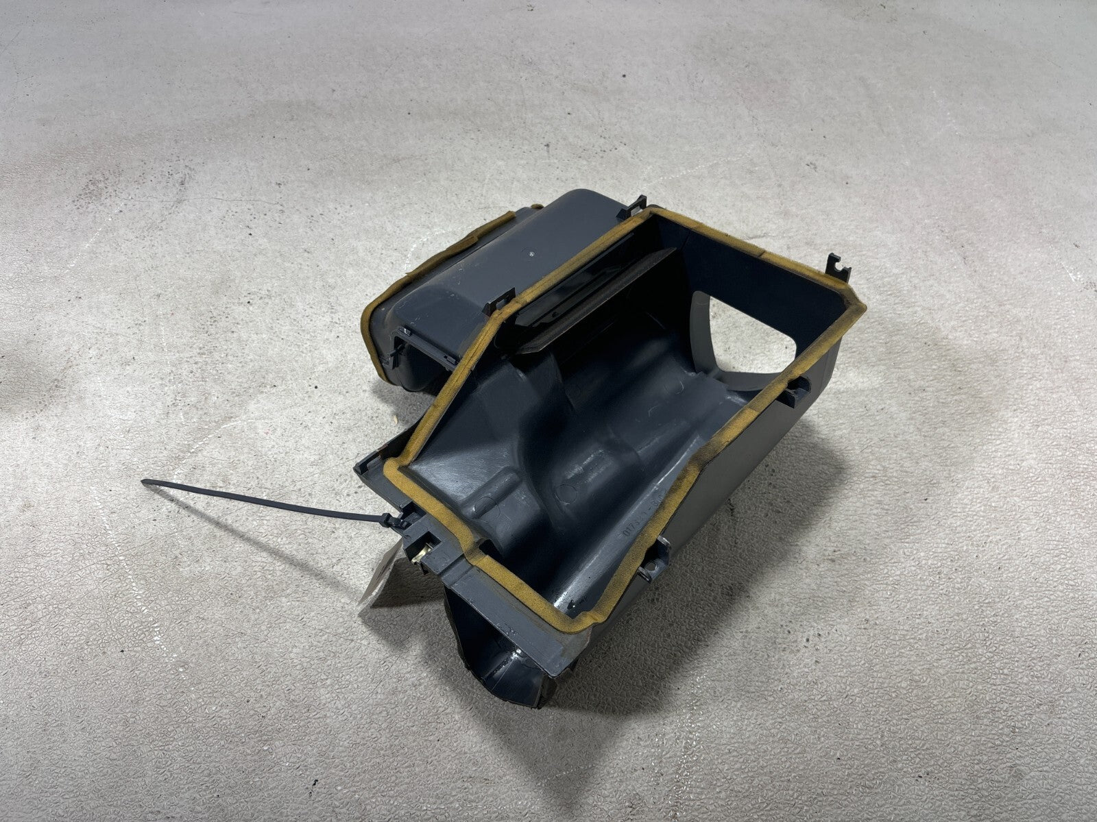 1992-1997 Toyota Land Cruiser Fj80 Heater Core Housing Assembly Oem 87150-60170