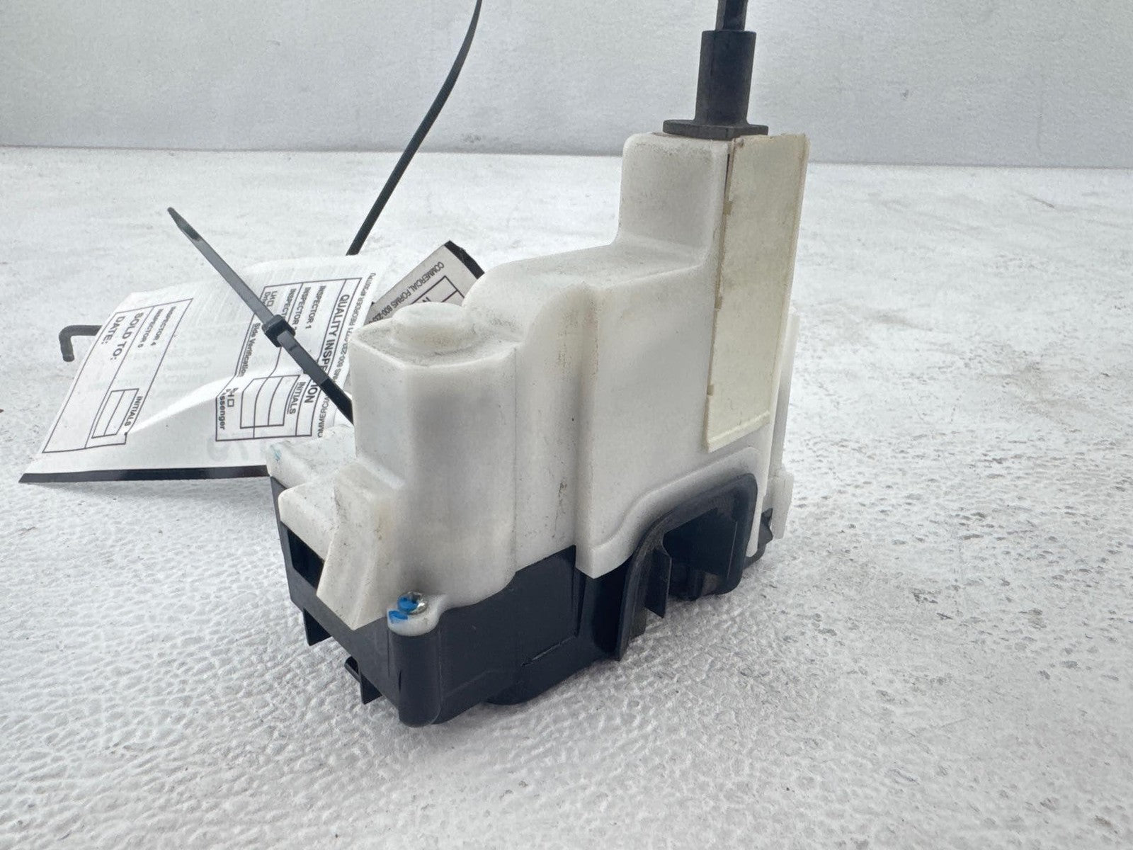 12-19 Fiat 500 Front Door Left Lock Latch Actuator Oem