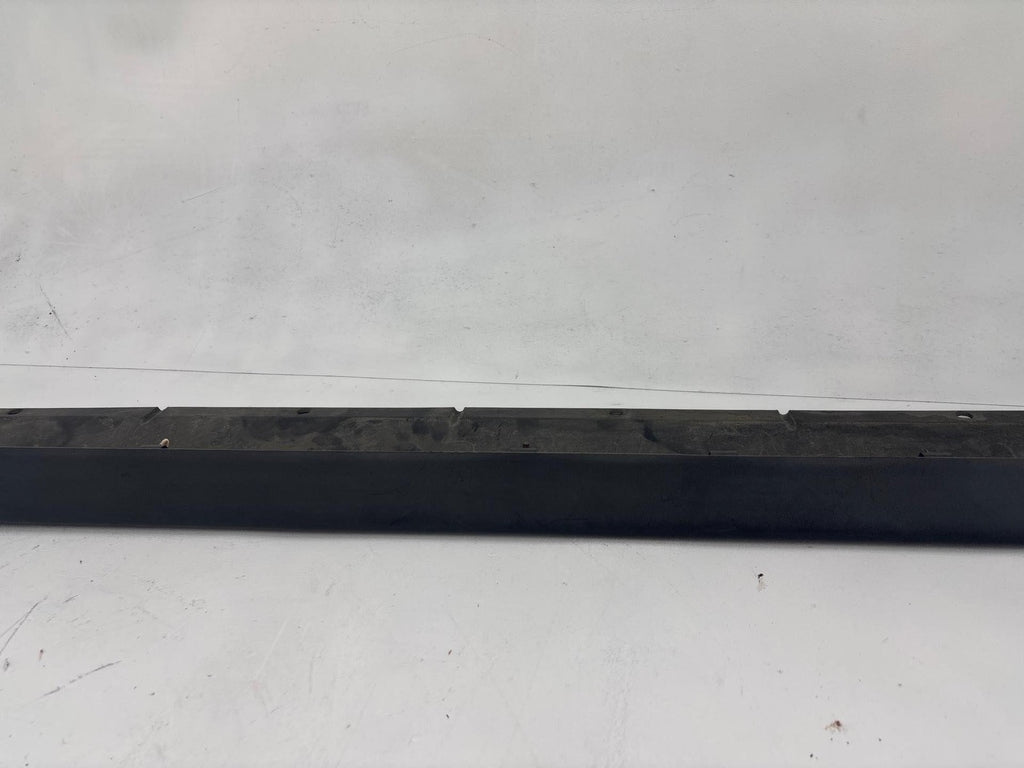 03-09 Hummer H2 Right Passenger Side Rocker Panel Skirt Molding Oem