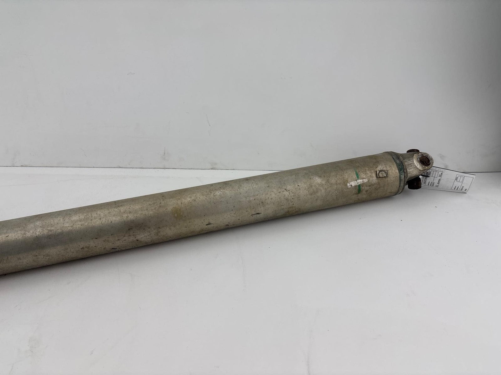 1999-2007 Chevrolet Silverado 1500 Rear Driveshaft Prop Shaft Assembly OEM