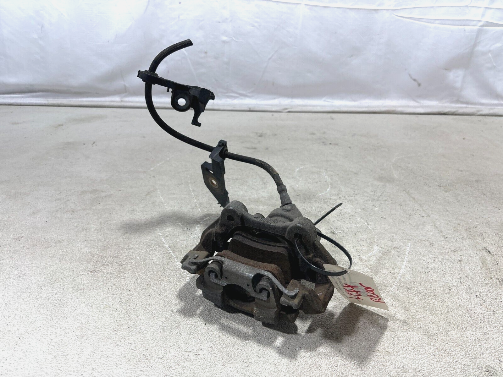 06-12 Mercedes Gl320 Gl350 Gl450 Ml500 Rear Left  Side Brake Caliper