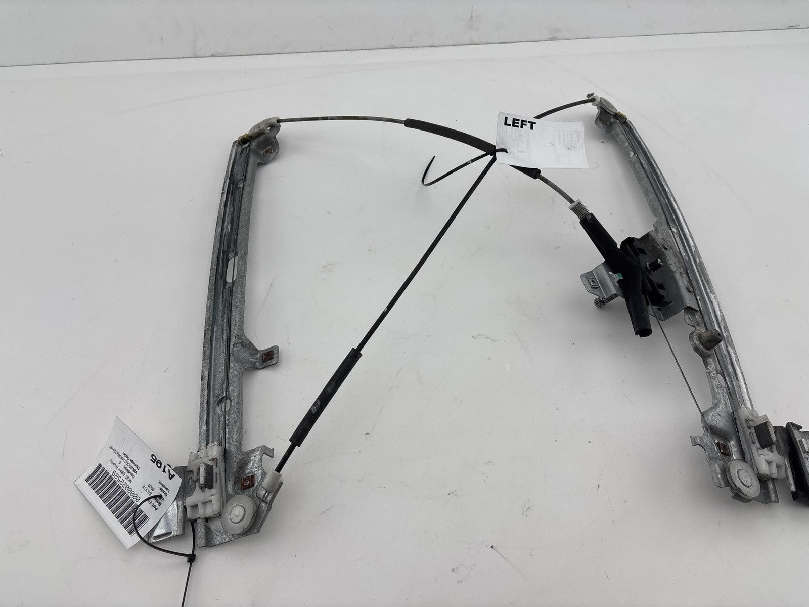 1999-2007 Chevrolet Silverado 1500 Front Left Door Manual Window Regulator OEM