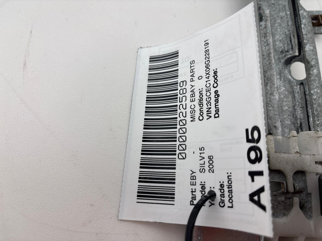 1999-2007 Chevrolet Silverado 1500 Front Left Door Manual Window Regulator OEM