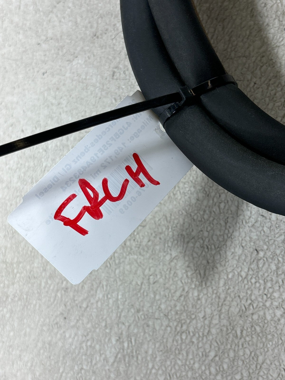 07-12 Mercedes Gl550 Gl320 Front Left Driver Door Body Seal Weather Strip