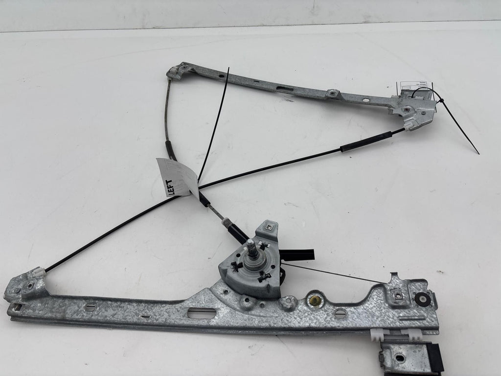 1999-2007 Chevrolet Silverado 1500 Front Left Door Manual Window Regulator OEM
