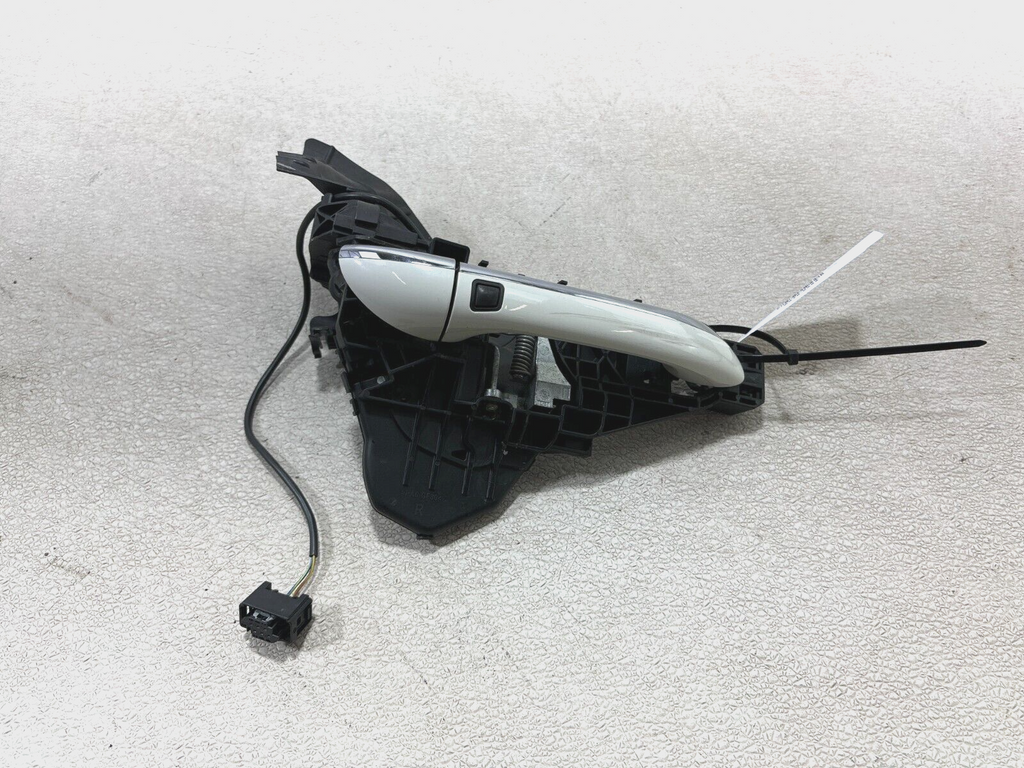 06-13 Mercedes Gl550 Gl450 Front Right Exterior Door Handle Keyless