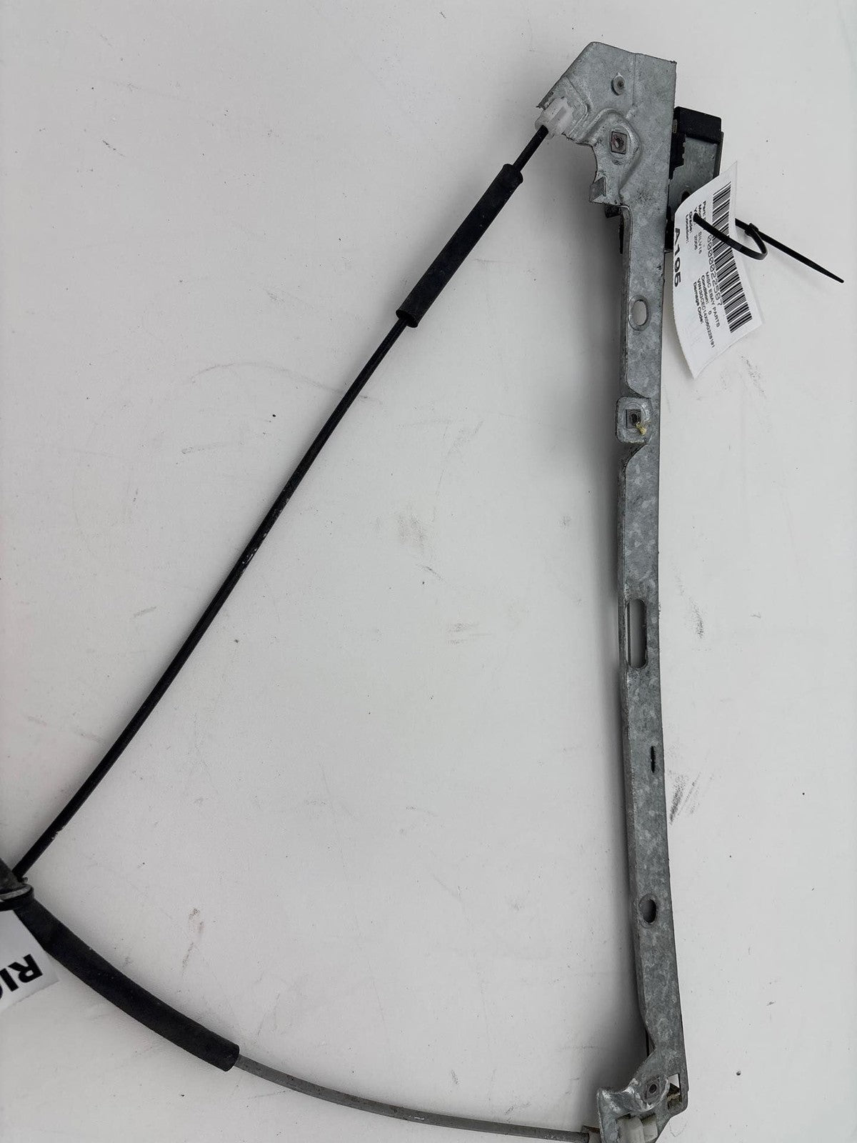 1999-2007 Chevrolet Silverado 1500 Front Right Door Manual Window Regulator OEM