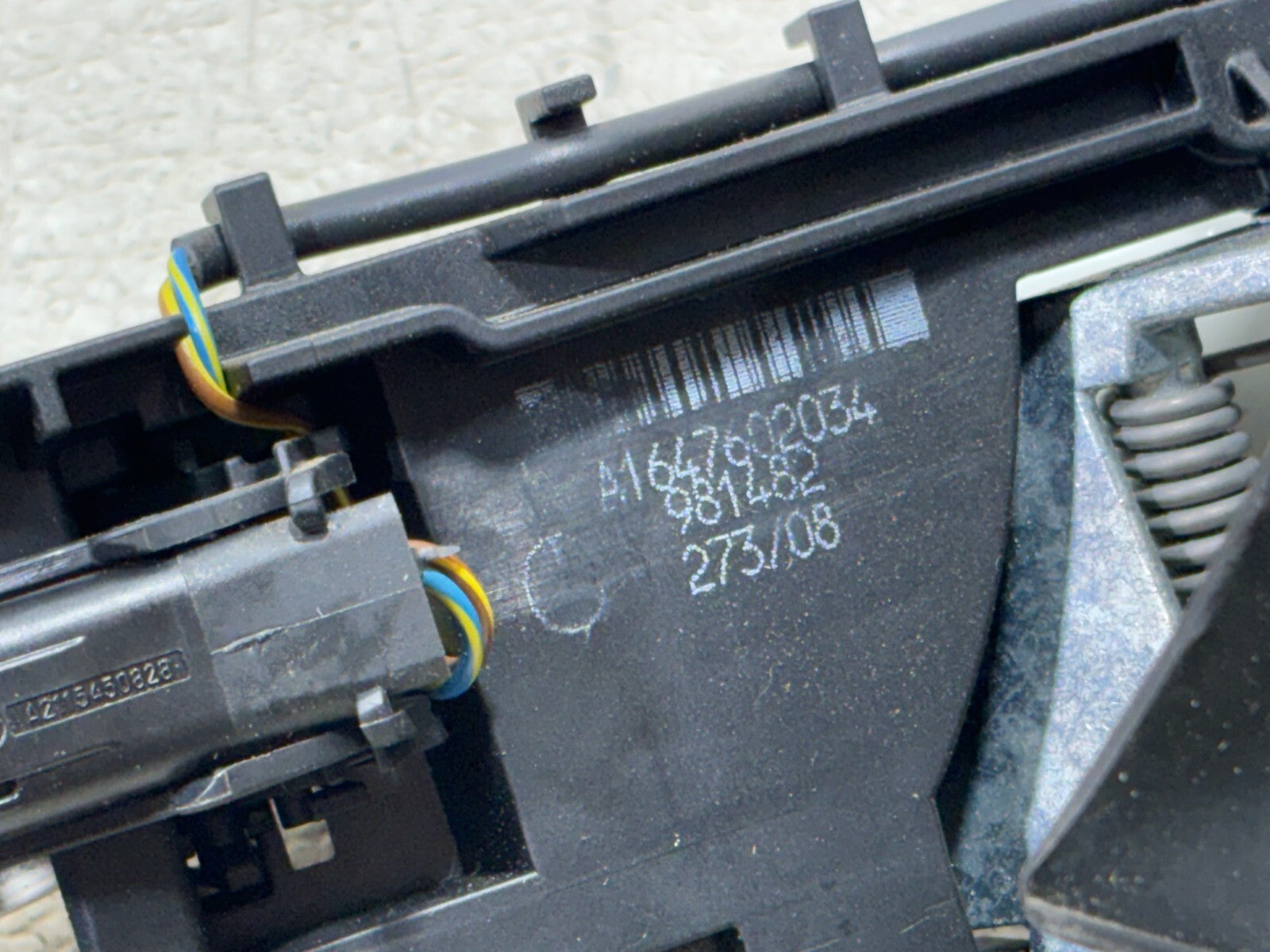 06-13 Mercedes Gl550 Gl450 Front Right Exterior Door Handle Keyless