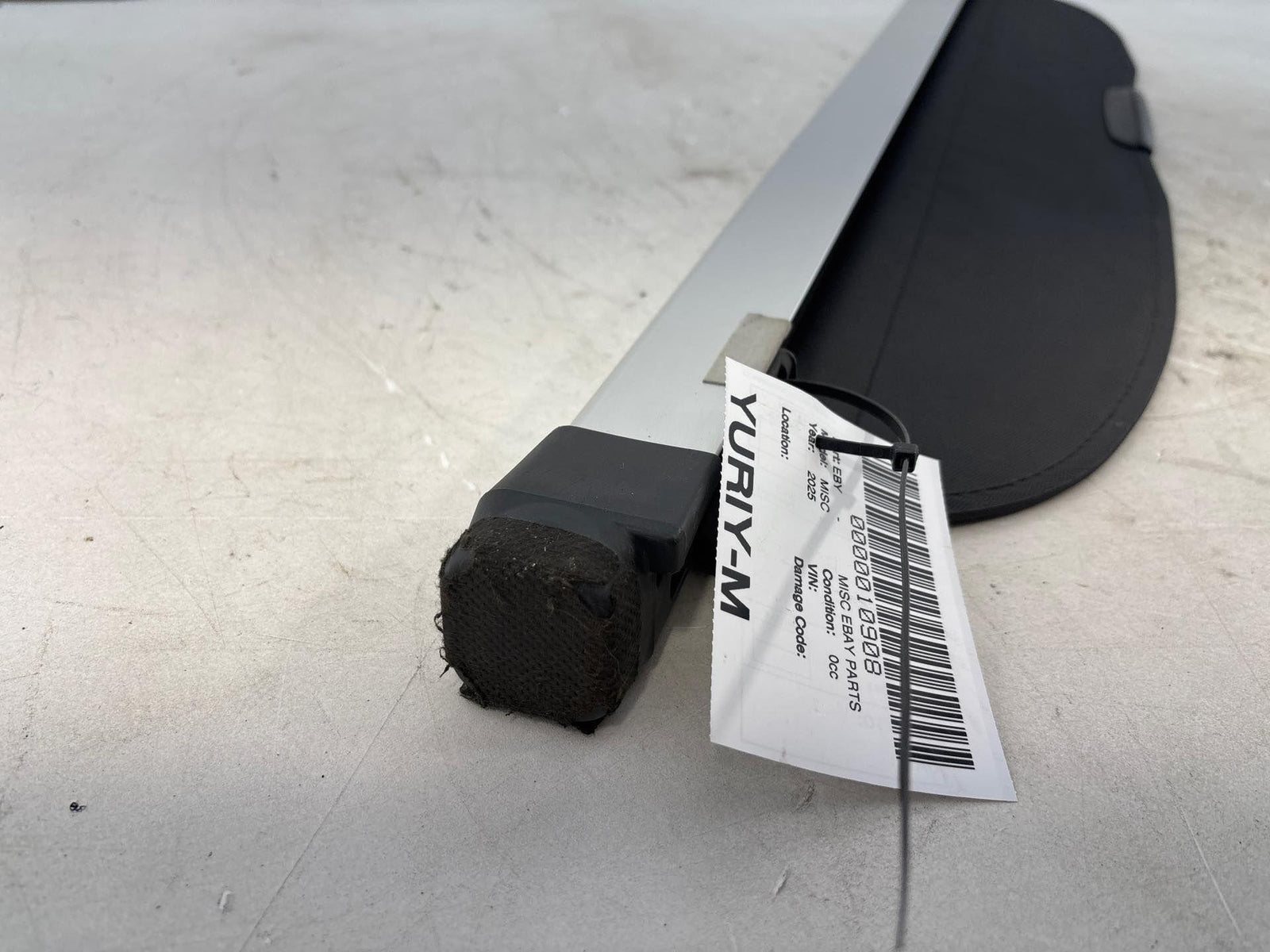 20-22 Subaru Outback Rear Trunk Cargo Tonneau Cover Oem